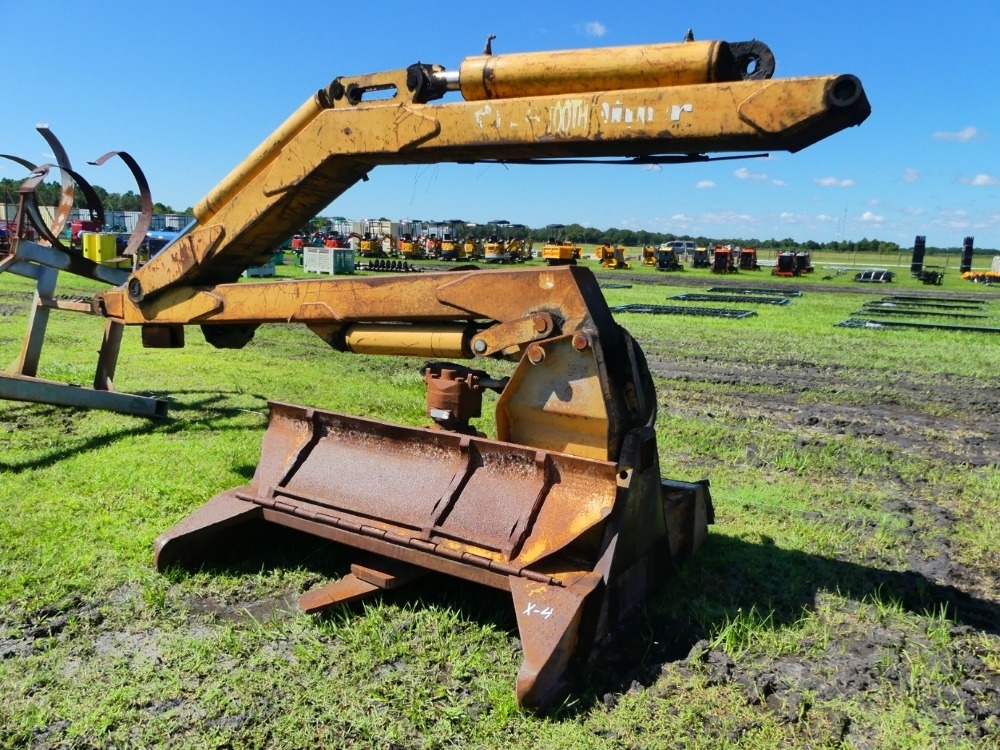 Sabertooth Tiger Ditch Bank Mower (A53316)