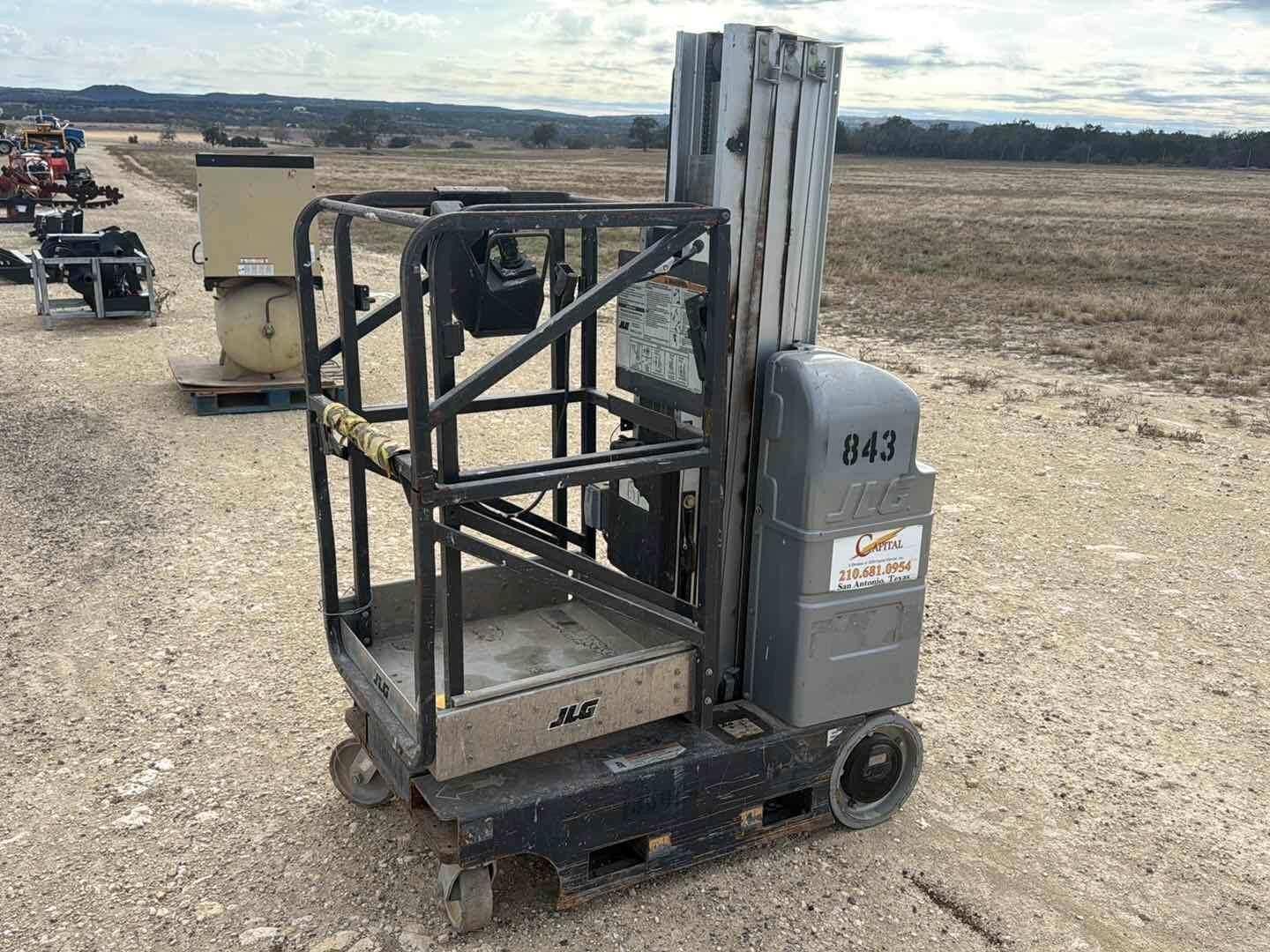 JLG 20MVL MANLIFT (A58214)