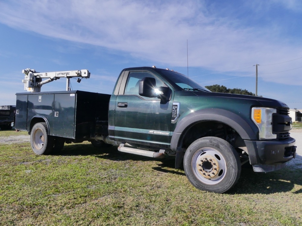 2017 Ford F-450XL (A57148)