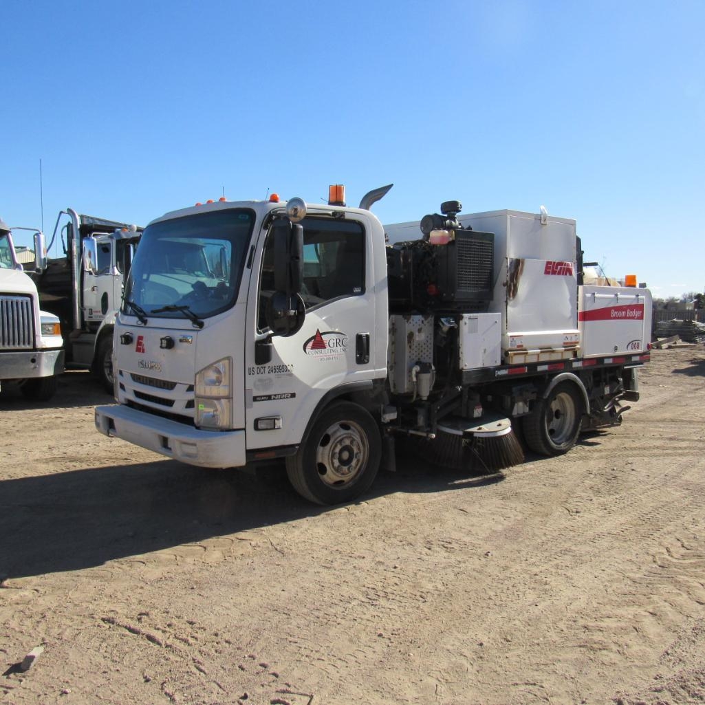 2019 Elgin V2403-CR-T Broom Badger Sweeper, S/N V2903-7JV8496, Kubota Turbo Diesel Engine, 4,664 (A59076)