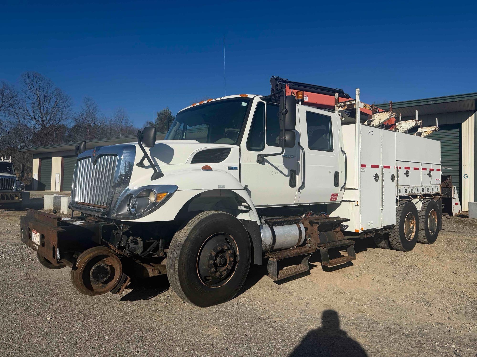 2012 International WorkStar 7400 Service Truck, VIN # 1HTWGAAR1CJ453408 (A61165)
