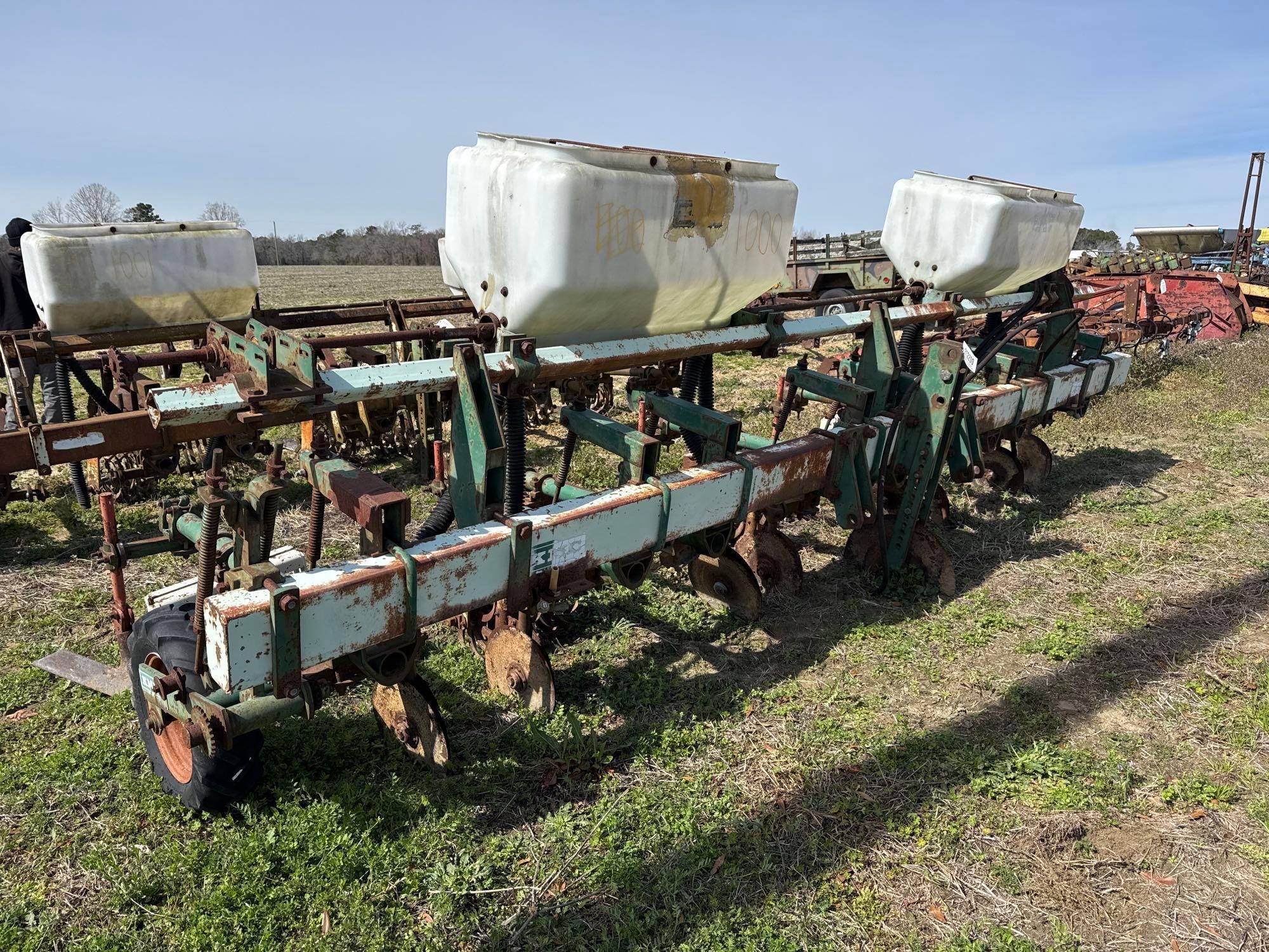 KMC 4R ROLLING CULTIVATOR (A63291)