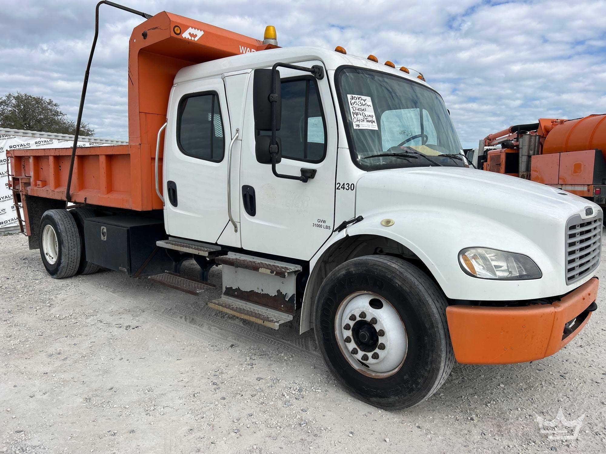 2015 Freightliner M2 106 Crew Cab Dump Truck (A61573)