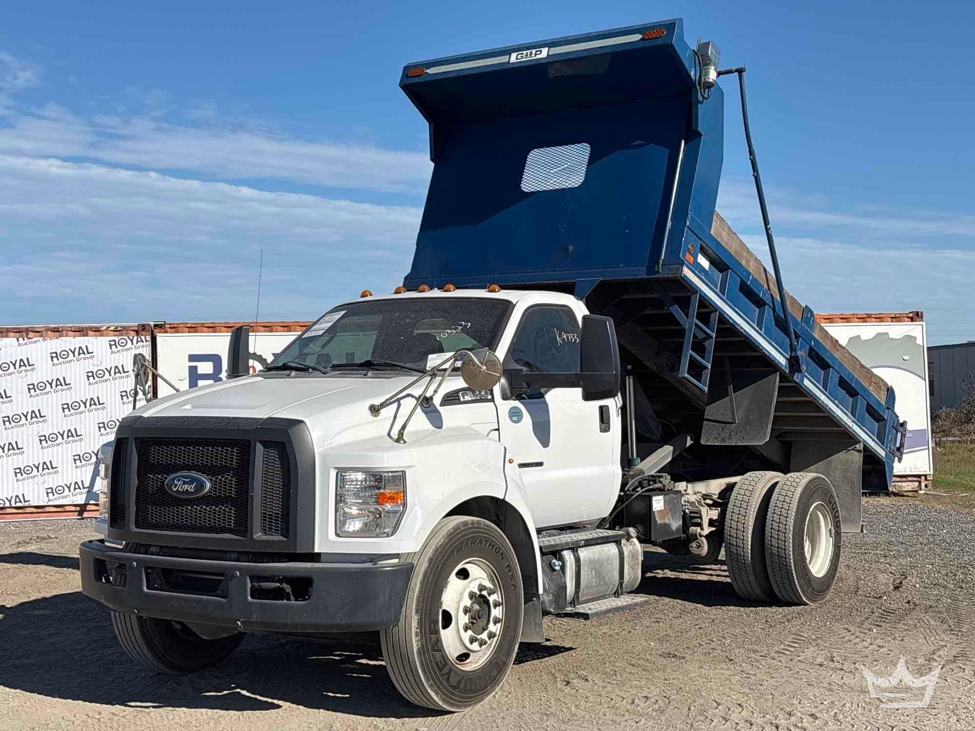 2017 Ford F-650 Mason Dump Truck (A59230)