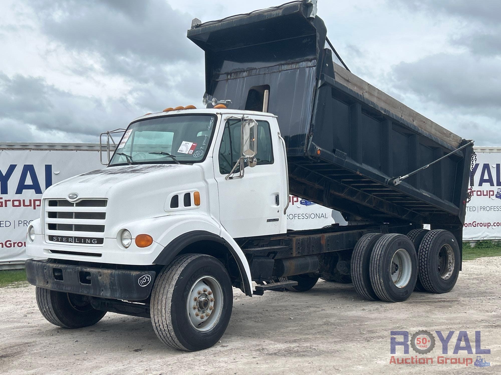 2001 Sterling L7500 Dump Truck (A48081)