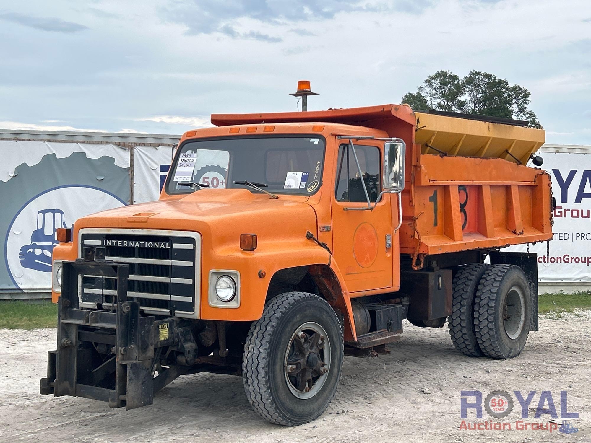 1985 International 1754 Material Spreader Dump Truck (A51692)