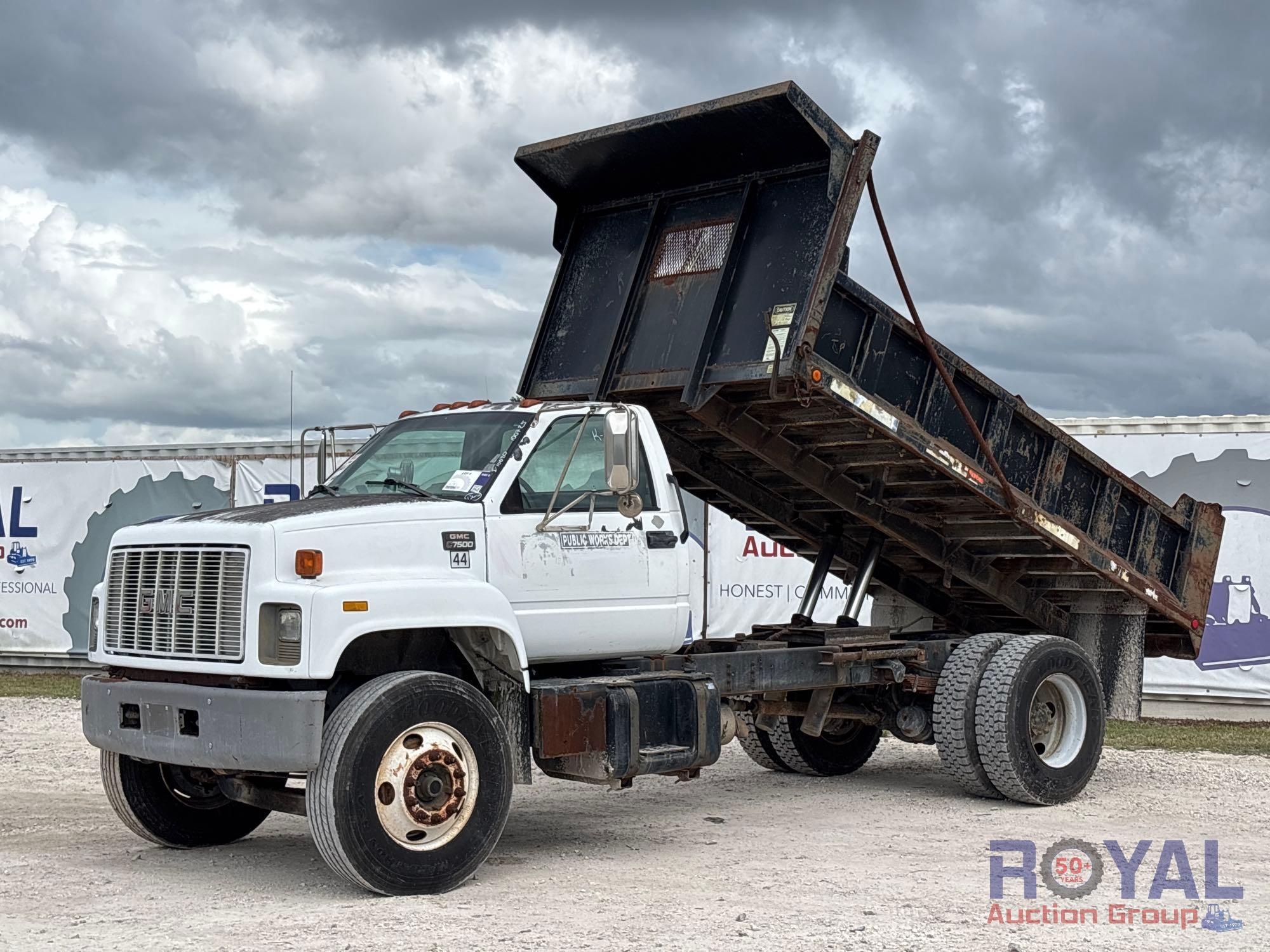 Year: 1999 Make: GMC Model: C7500 Vehicle Type: Truck Mileage: 46613 Plate: Body Type: Conventional (A55852)