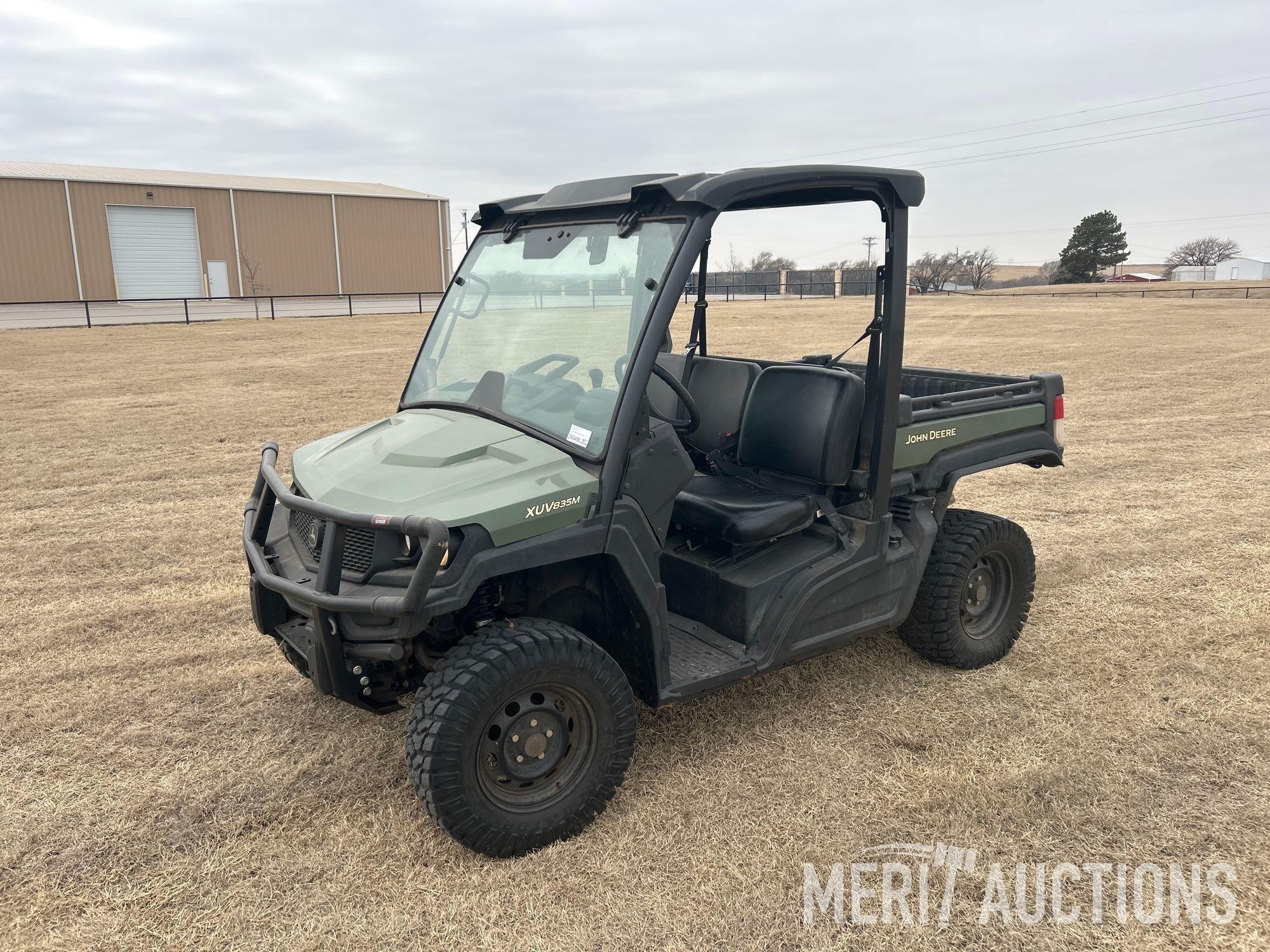 2022 John Deere 835M Gator (A63111)