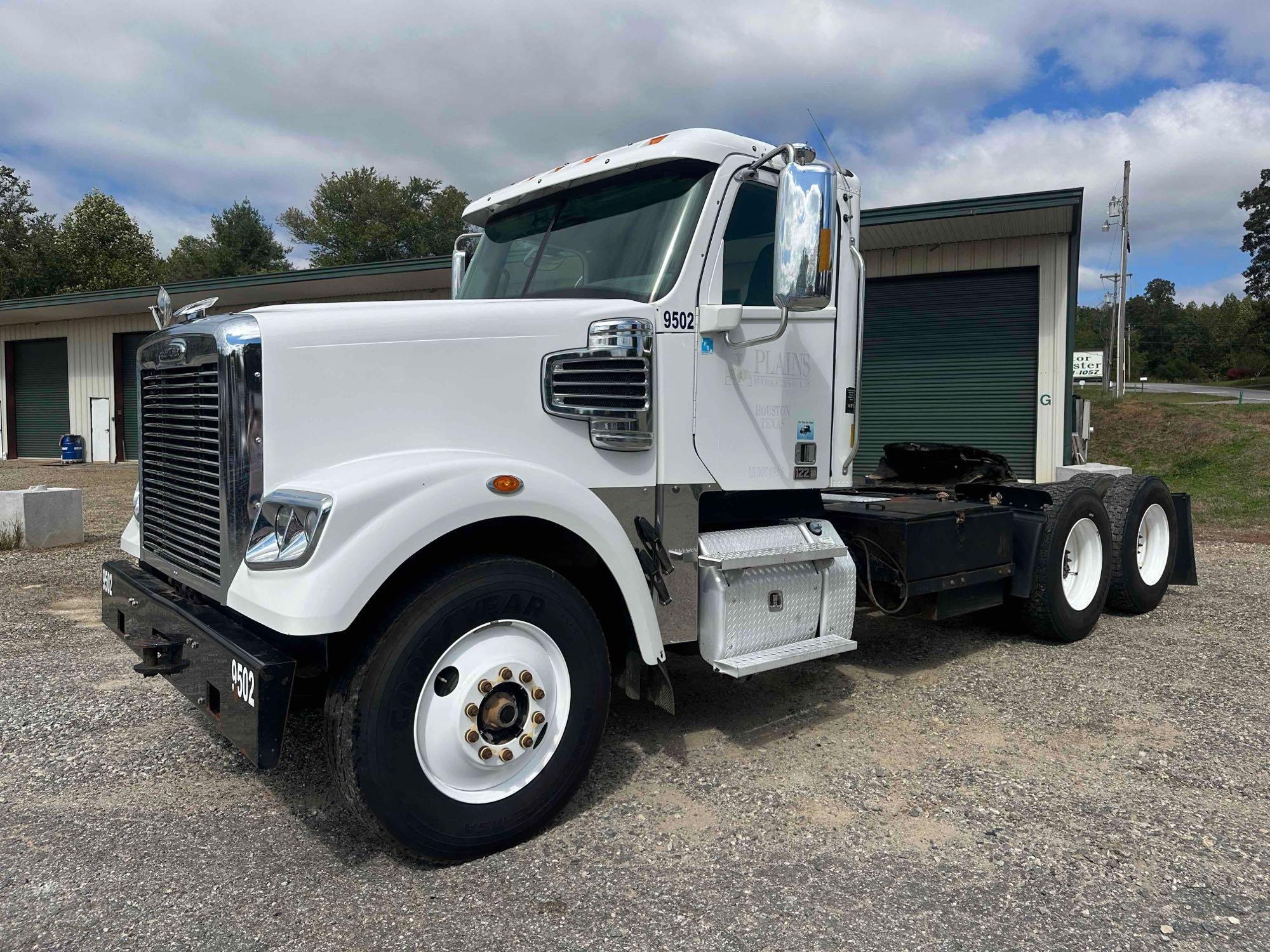 2015 Freightliner 122SD Day Cab Truck, VIN # 3AKJGND69FDGH1752 (A54865)