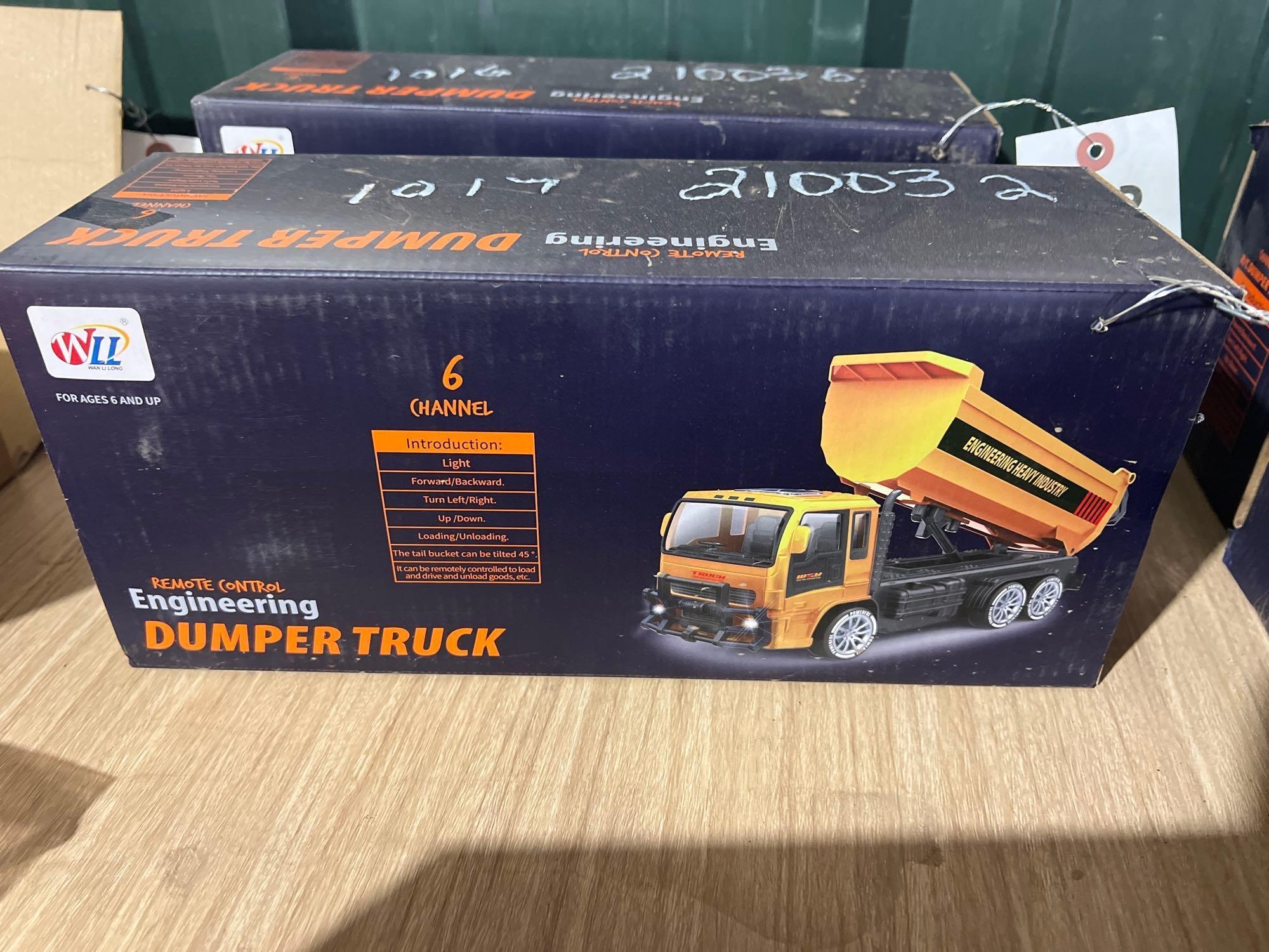 UNUSED REMOTE CONTROLLED DUMPER TRUCK (A62130)