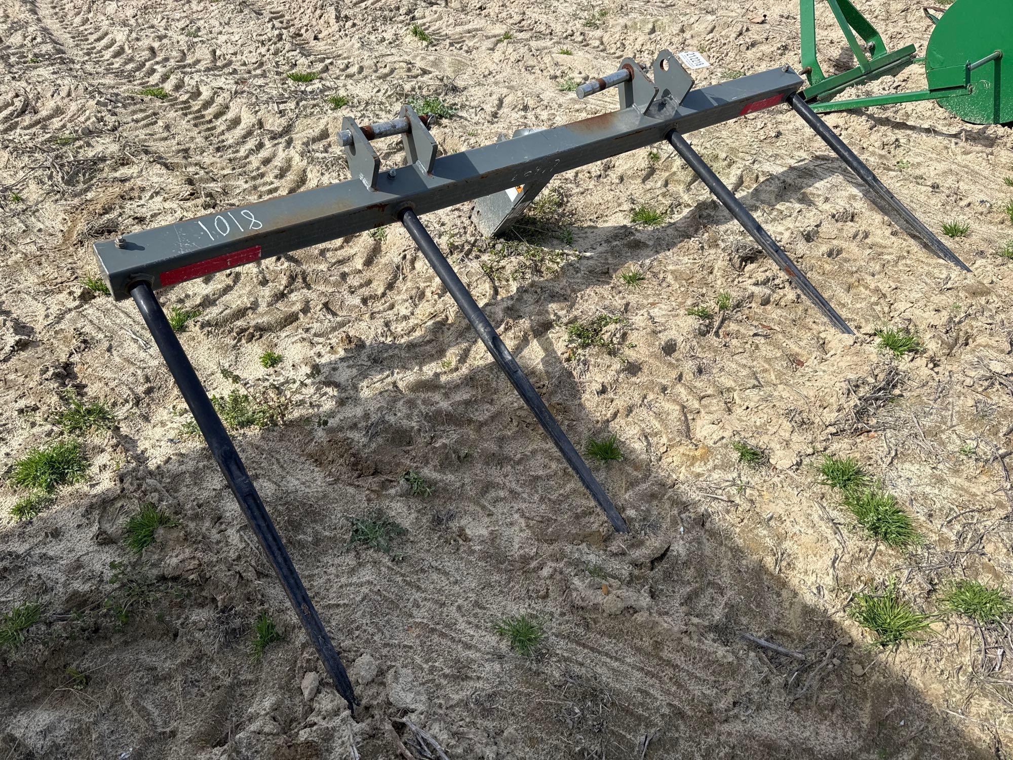 2 BALE HAY SPEAR (A63291)