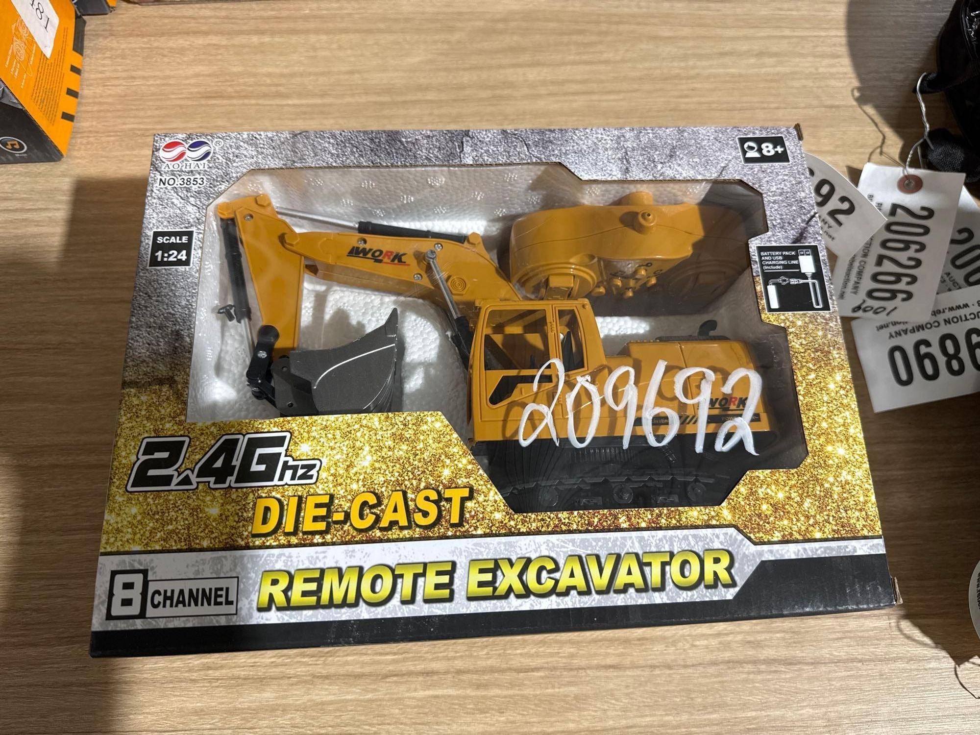 UNUSED FUTURE REMOTE CONTROLLED TOY (A60430)
