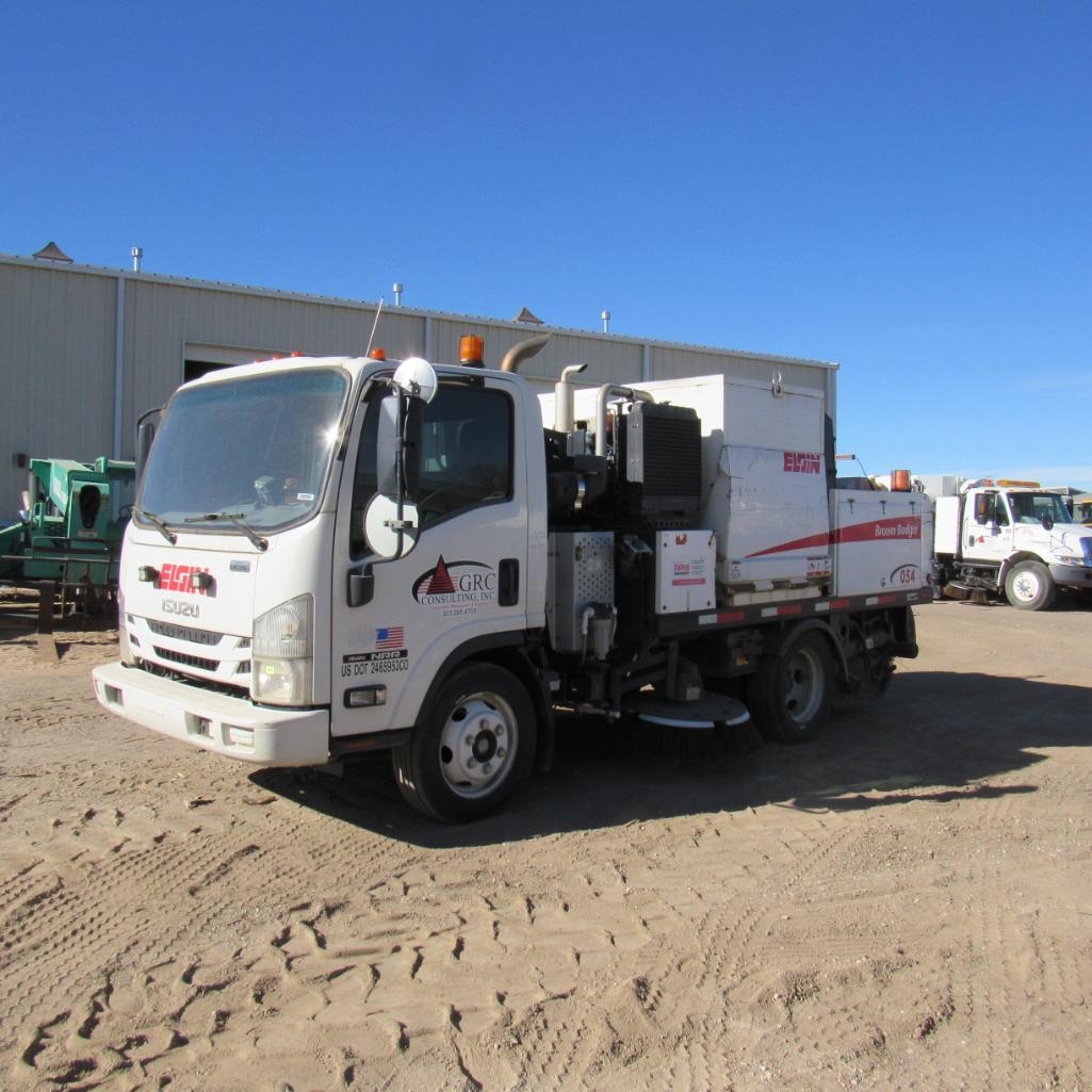 2017 Elgin Broom Badger Sweeper, Kubota Turbo Diesel Engine, 6,186 Hours Indicated, mounted on 2017 (A59076)