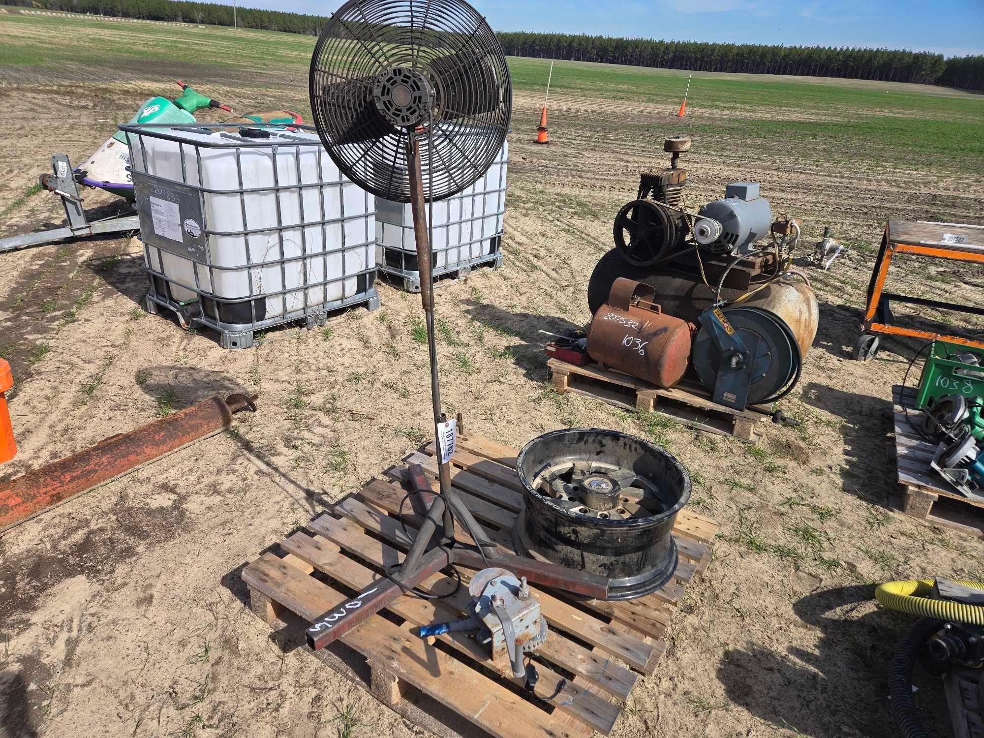 PALLET W/FAN, ALLUMINUM WHEEL AND HAND WINCH (A63745)