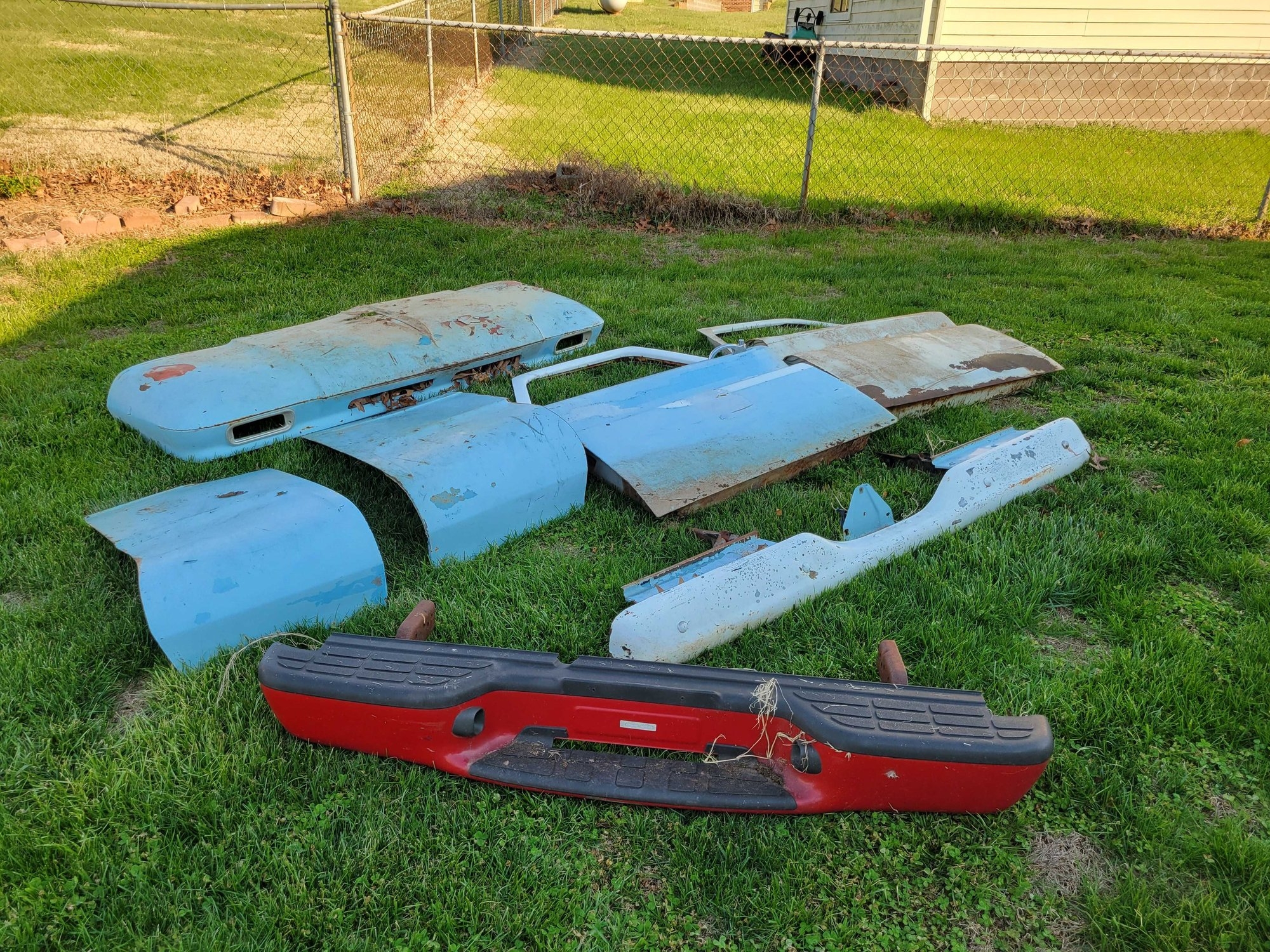 1966 Chevrolet Pickup Body Parts/2000 S10 Bumper (A62613)