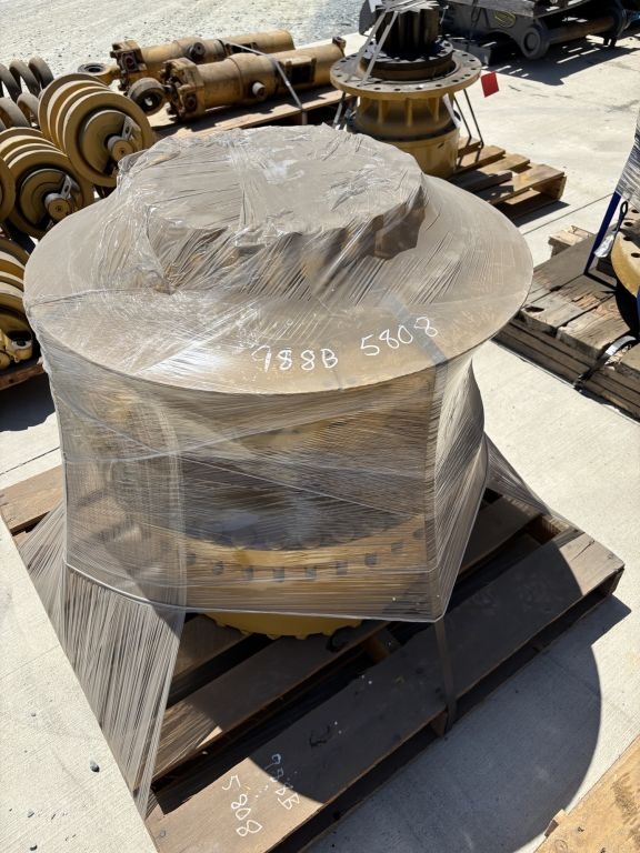 CAT 988B Final Drive (A68134)