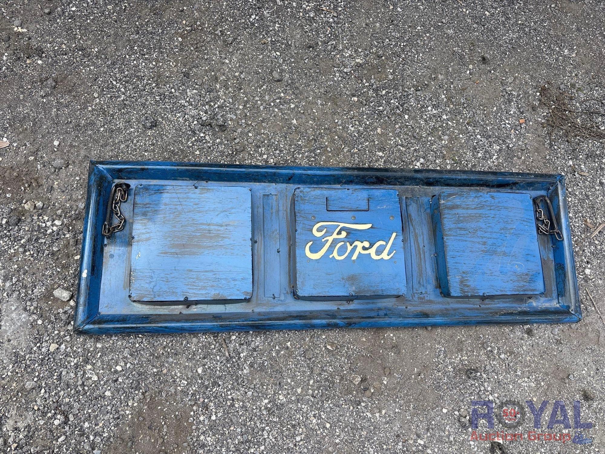 Ford Tailgate Themed Wall Decoration (A55758)