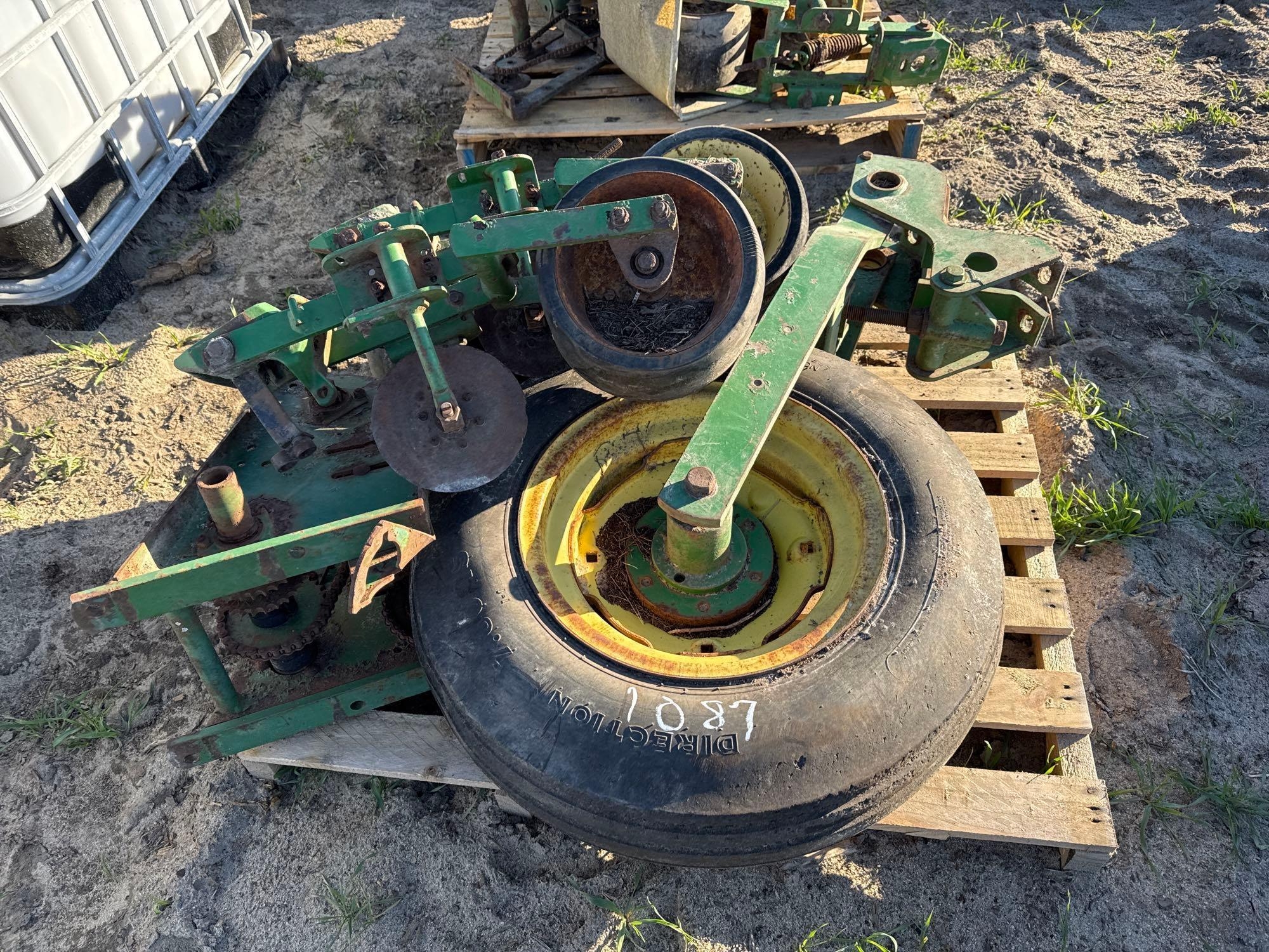 LOT OF JOHN DEERE PLANTER HOPPERS (A63745)