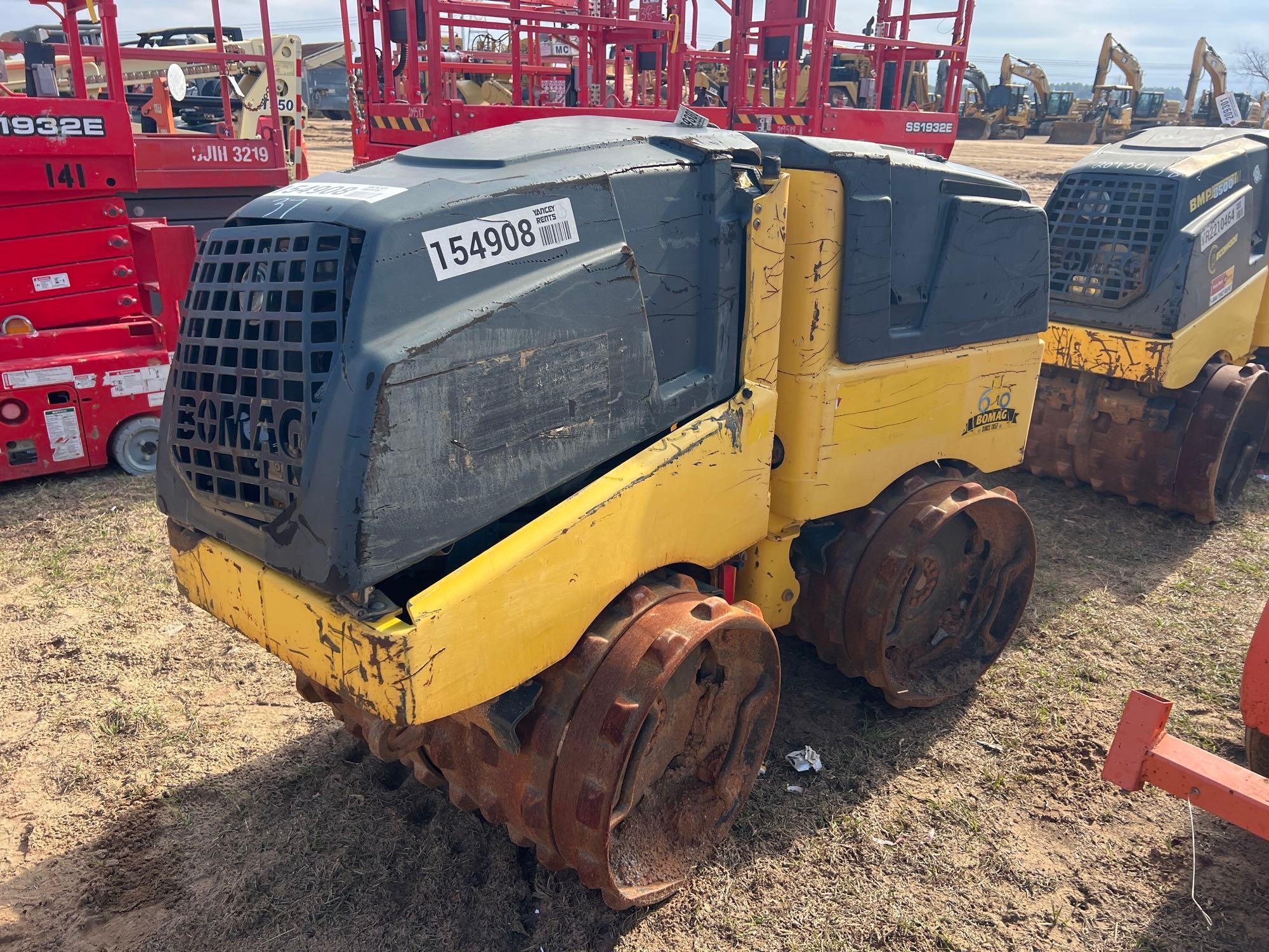 (INOP) 2018 BOMAG BMP8500 TRENCH COMPACTOR (A60430)