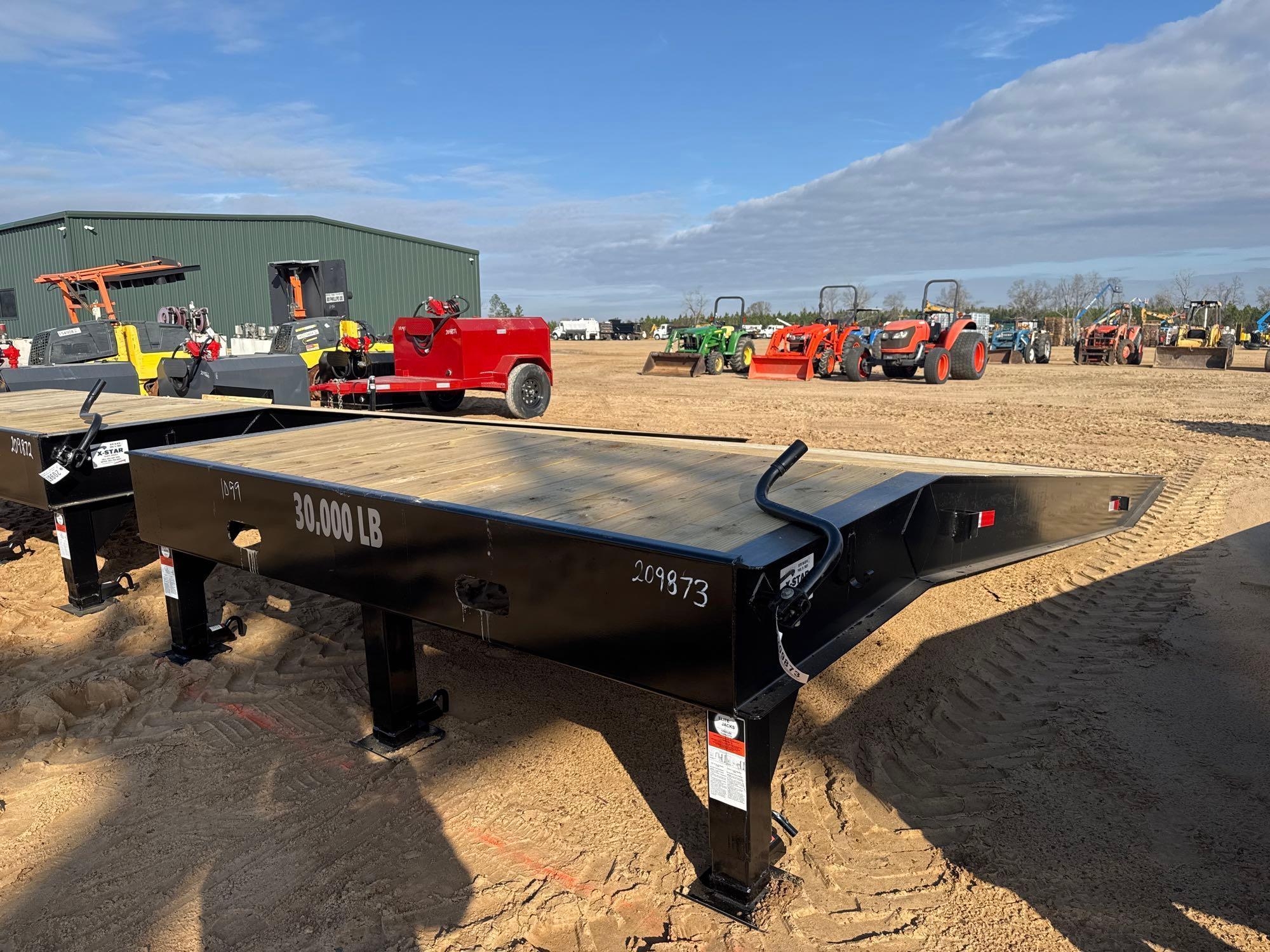 UNUSED X-STAR 101"X20' LOADING RAMP (A60430)