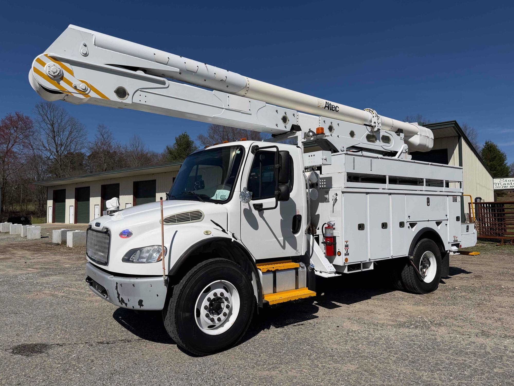 2014 Freightliner M2 106 Bucket Truck, VIN # 1FVACXDT4EHFV0598 (A65563)