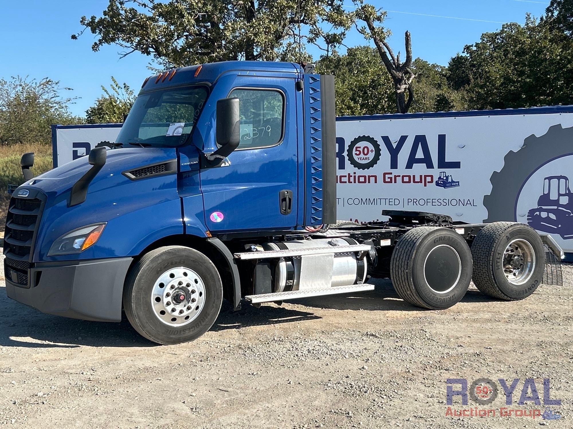 2021 Freightliner Cascadia 116 T/A Day Cab Truck Tractor (A55973)