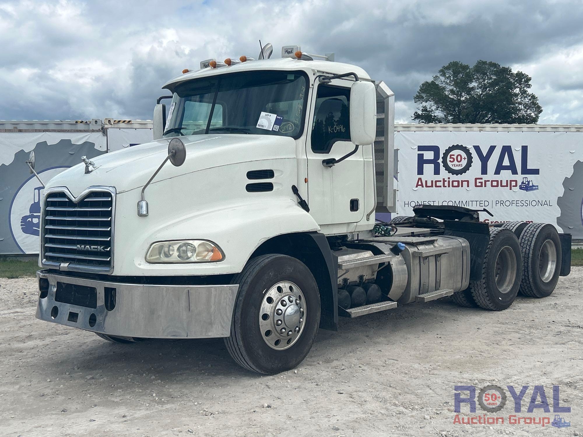 2014 Mack CXU613 T/A Wet Kit Day Cab Truck Tractor (A55852)