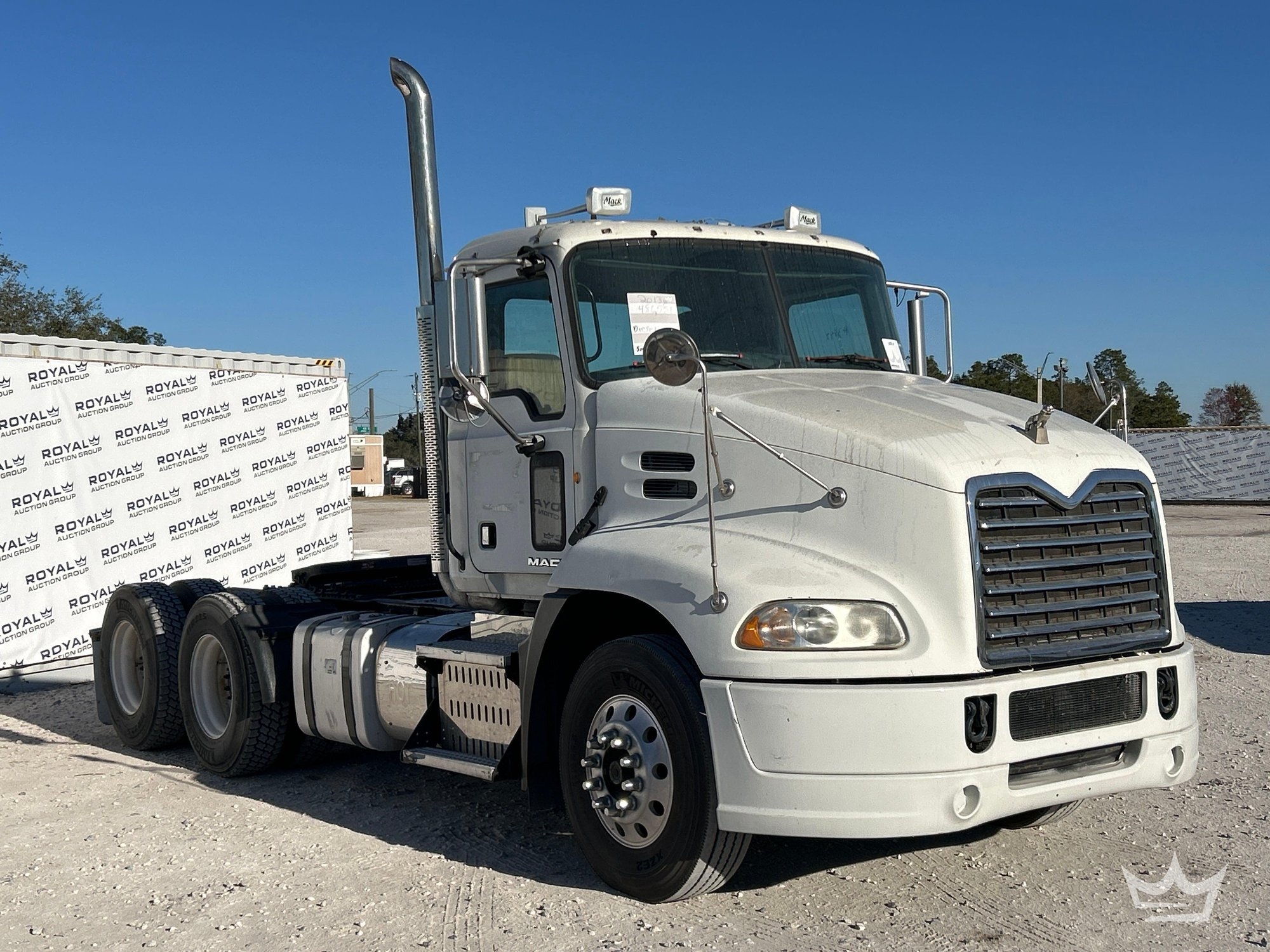 2013 Mack CXU613 T/A Day Cab Truck Tractor (A64556)