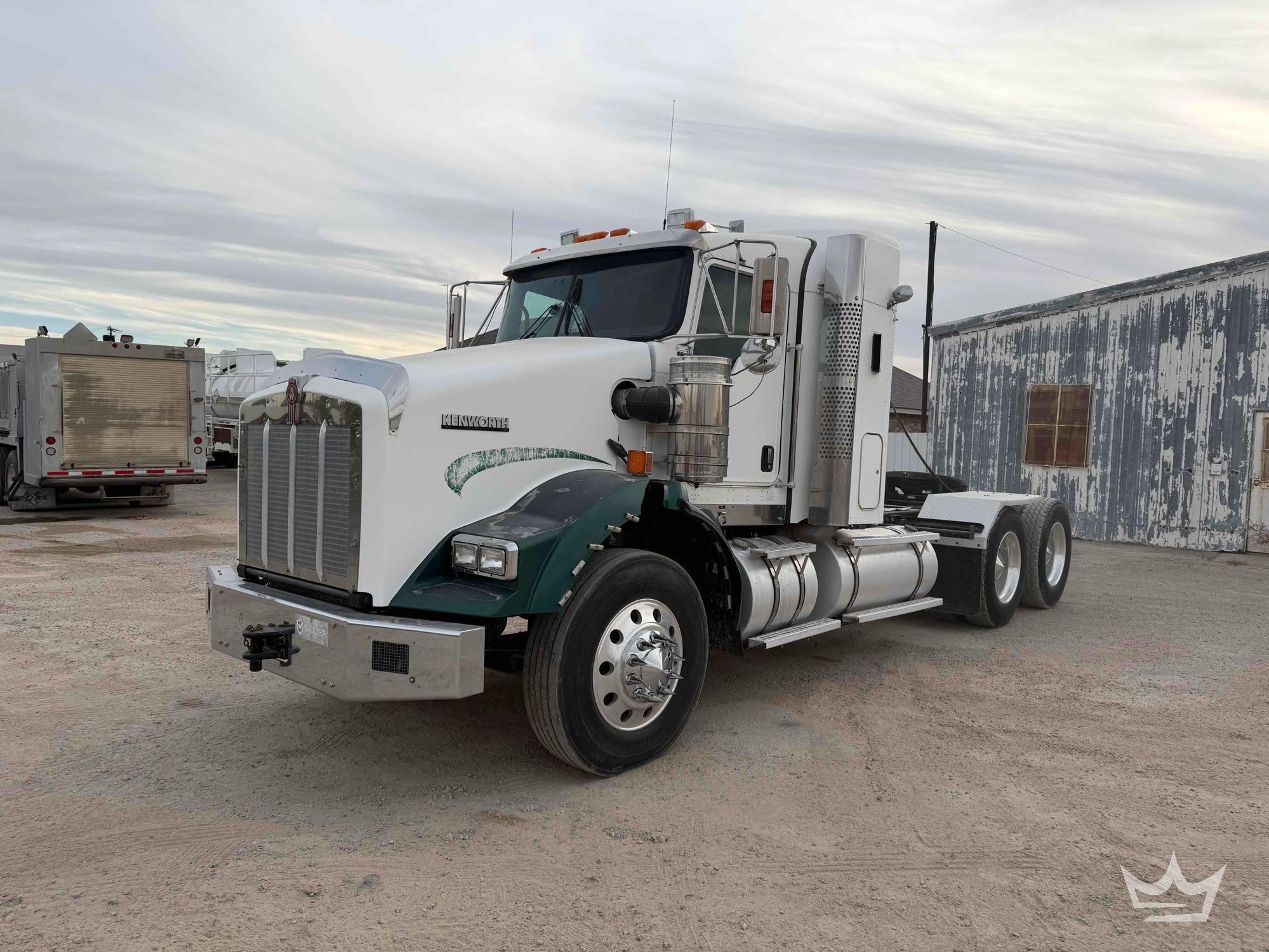 2012 Kenworth T800 T/A Wet Kit Sleeper Cab Truck Tractor (A55973)