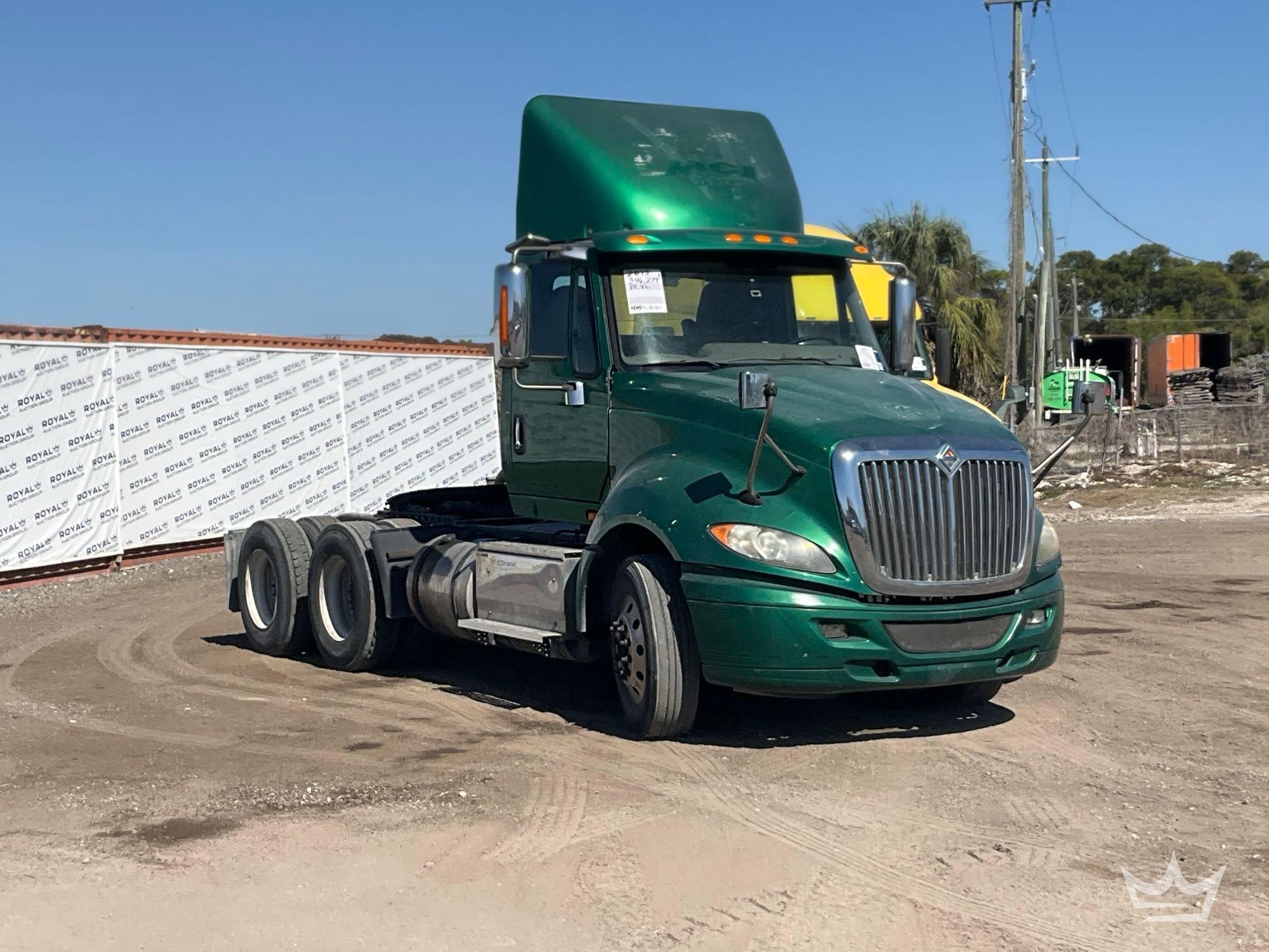 2015 International ProStar T/A Day Cab Truck Tractor (A64556)