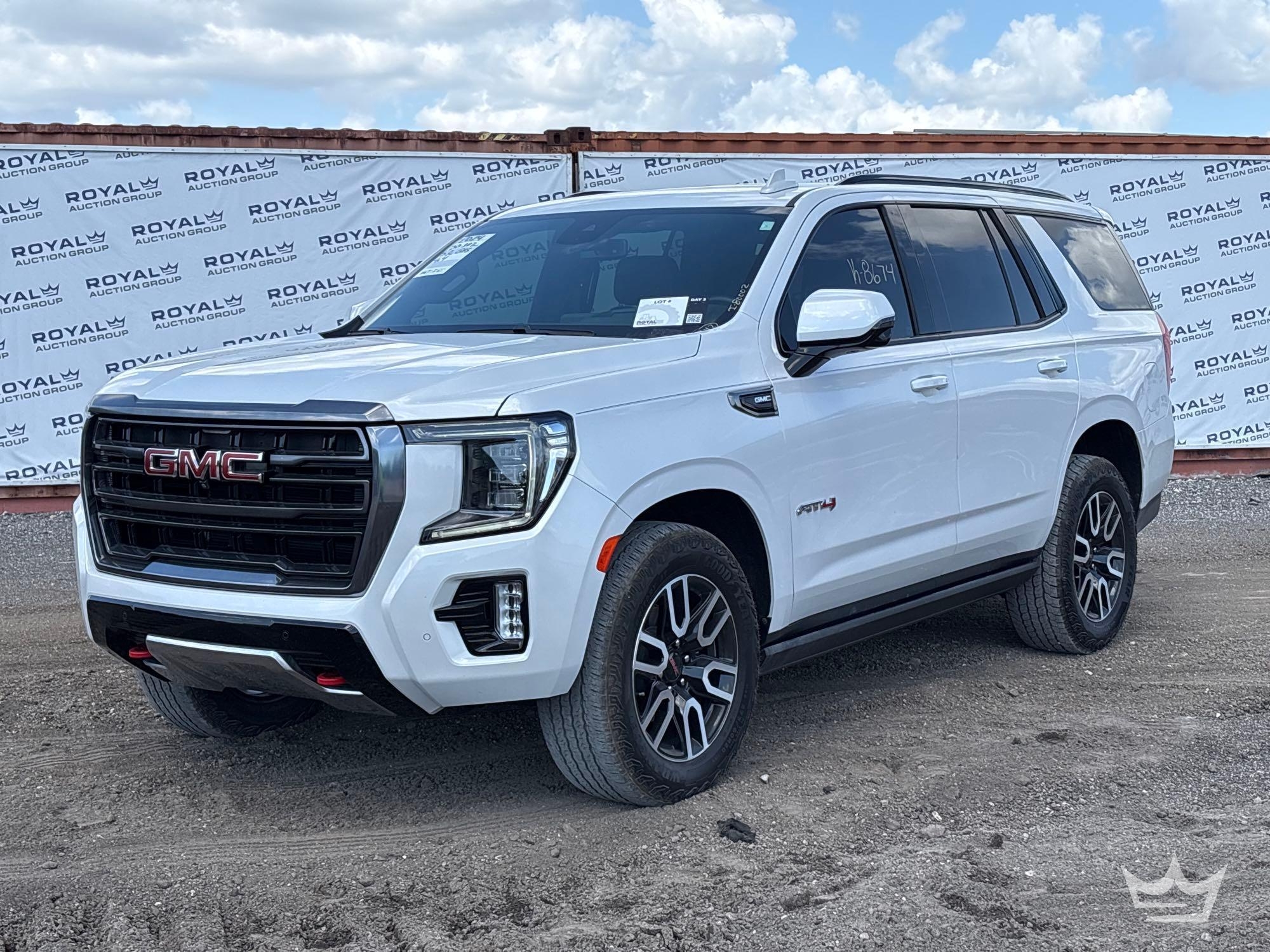 2024 GMC Yukon AT4 4x4 SUV (A61574)
