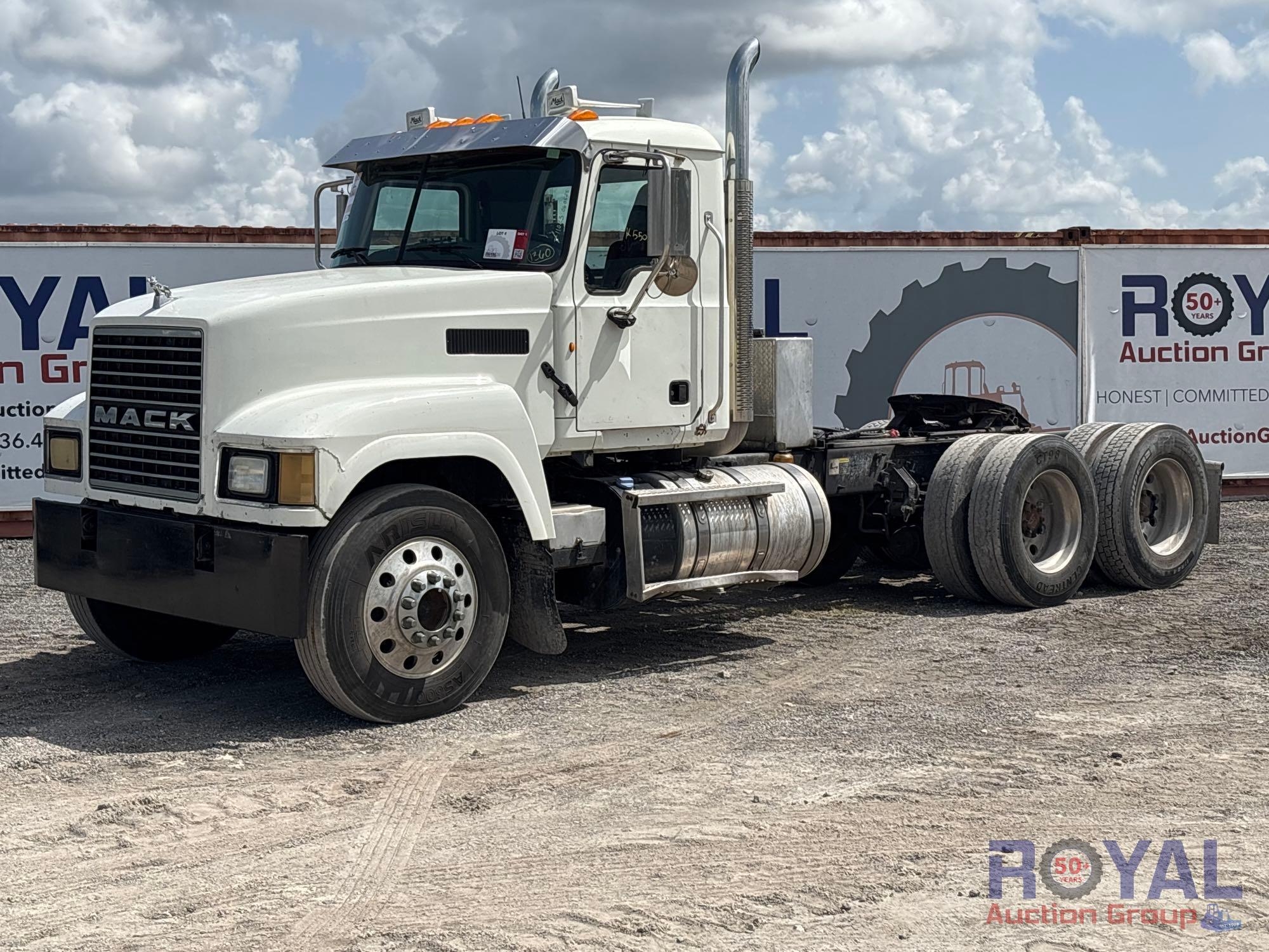 2013 Mack CHU613 T/A Day Cab Truck Tractor (A46683)