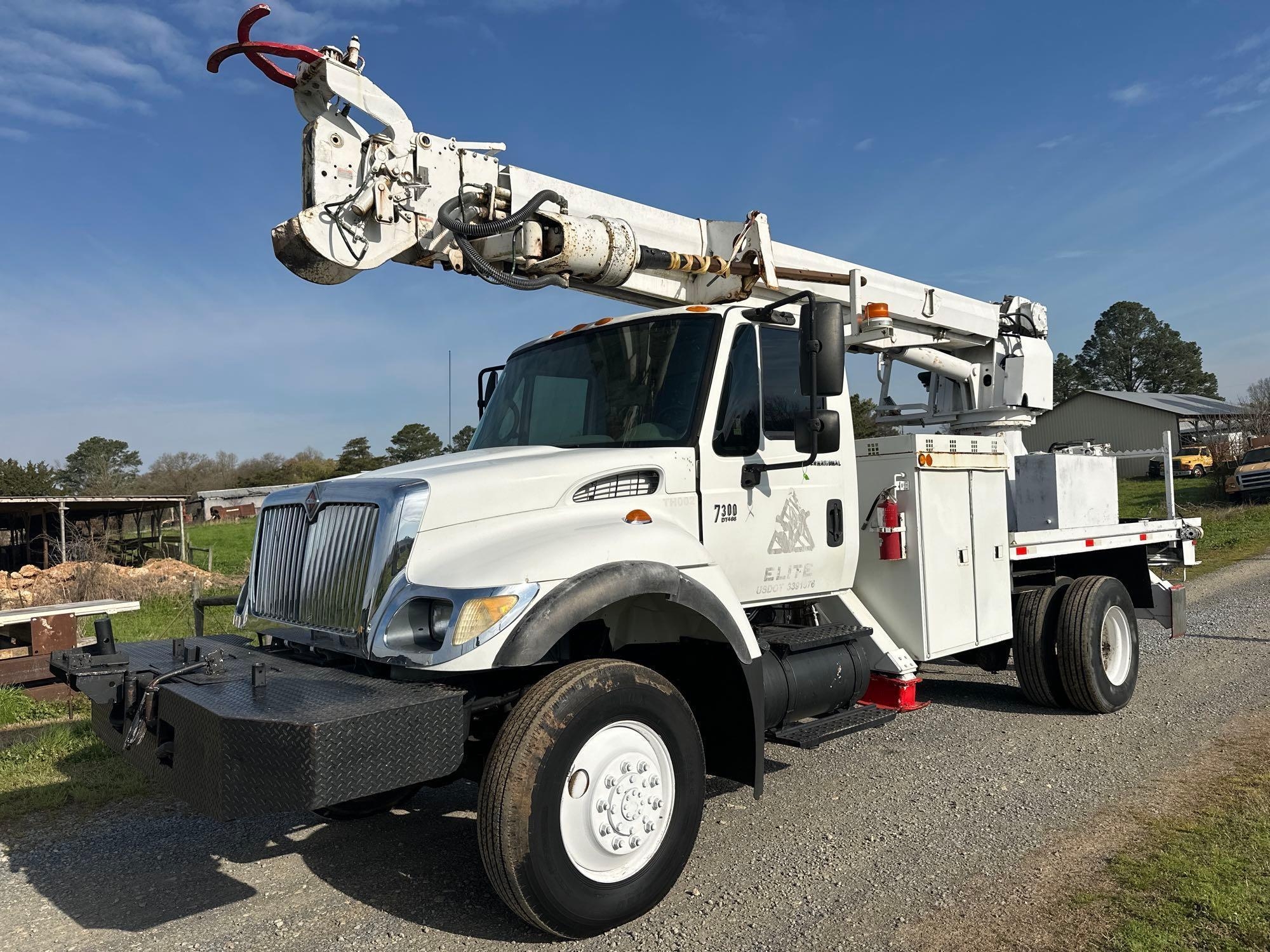 2007 International 7300 Digger Derrick Crane Truck, VIN # 1HTWBAAN77J422035 (A65563)