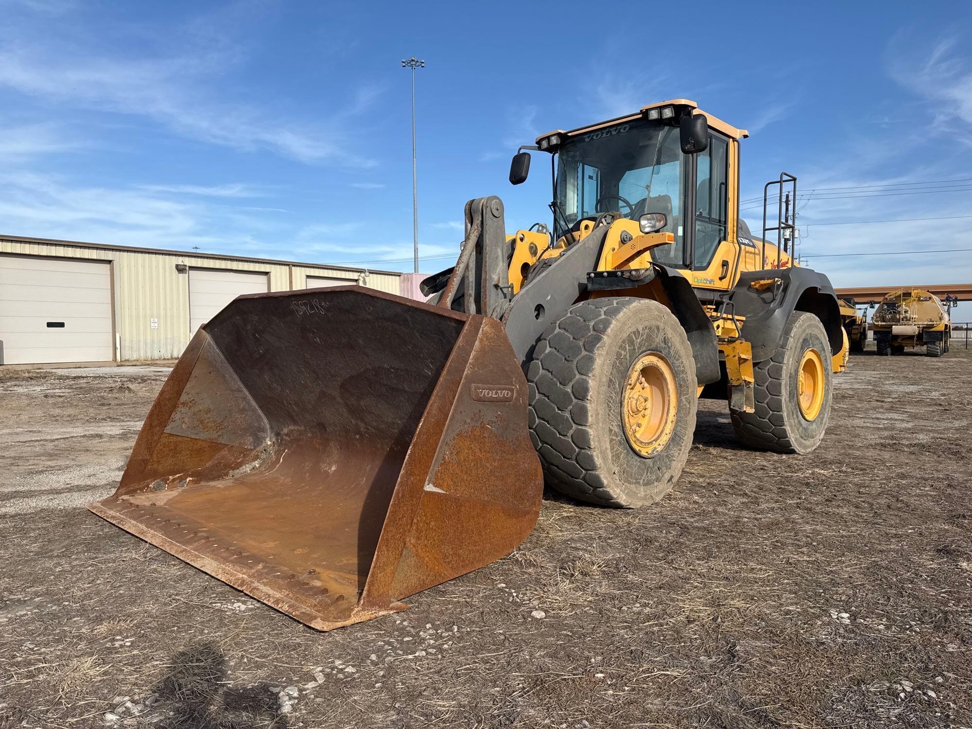 2015 VOLVO L110H WHEEL LOADER (A60429)