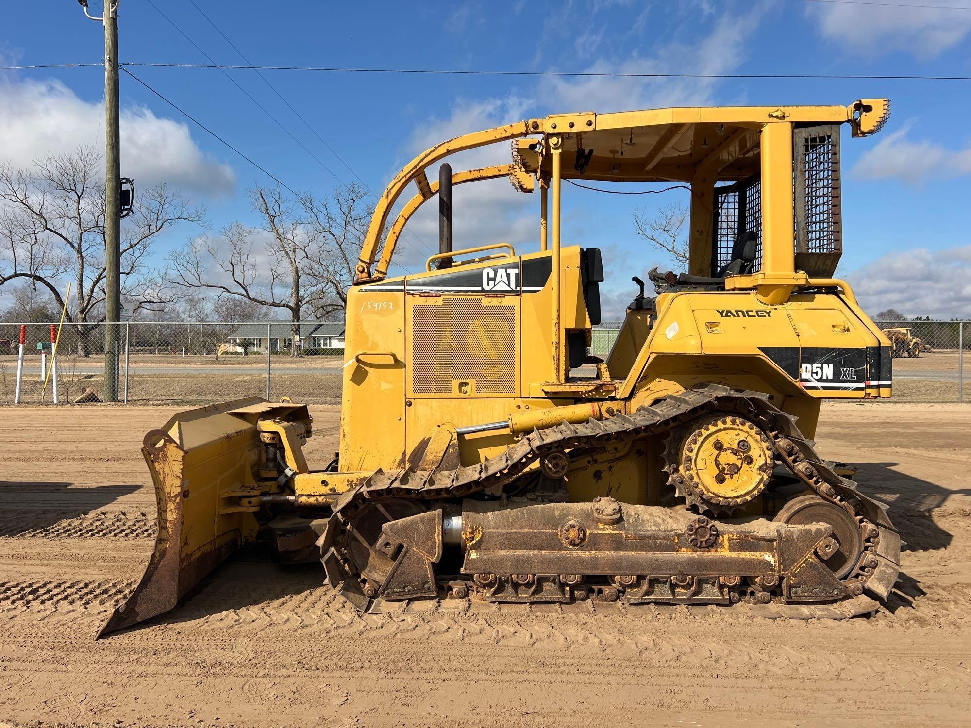 2004 CATERPILLAR D5N XL HIGH TRACK CRAWLER DOZER (A62129)