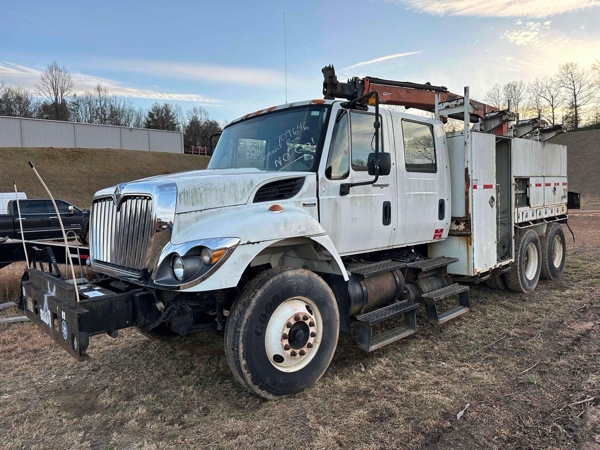 2009 International 7400 Crane Truck, VIN # 1HTWGAAR39J160604 (A65563)