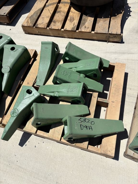 CAT R450/D9H Ripper Teeth (8) (A68134)