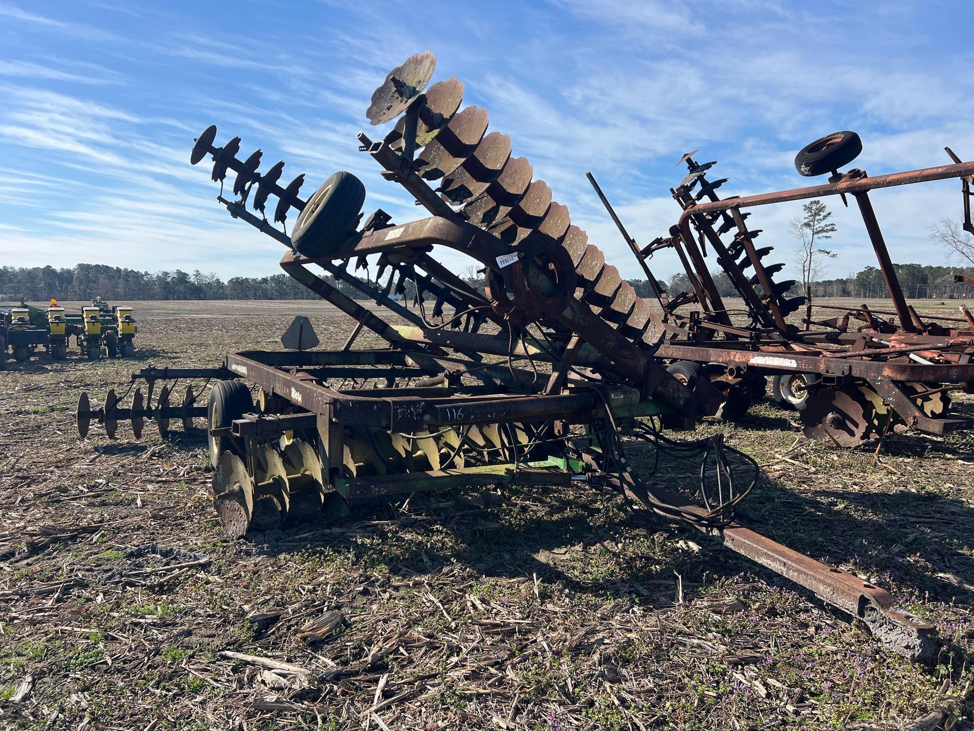 JOHN DEERE 220 CENTER FOLD DISC HARROW (A63291)