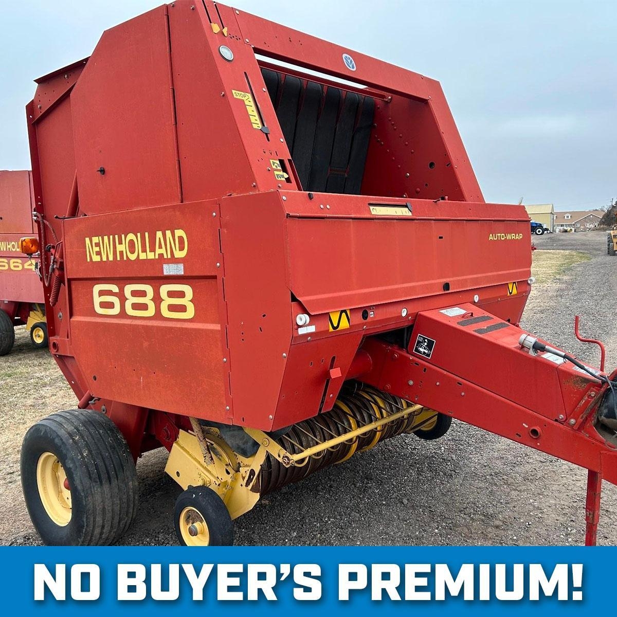 1999 New Holland 688 Round Baler (A63688)
