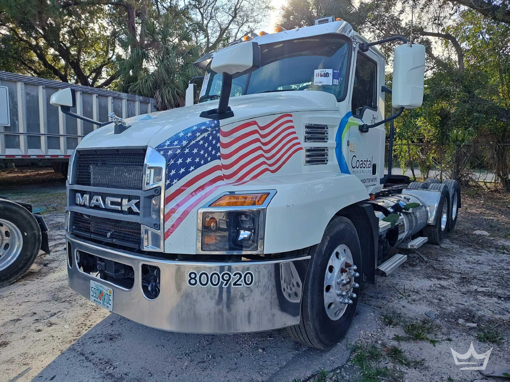 Truck Tractor (A61568)