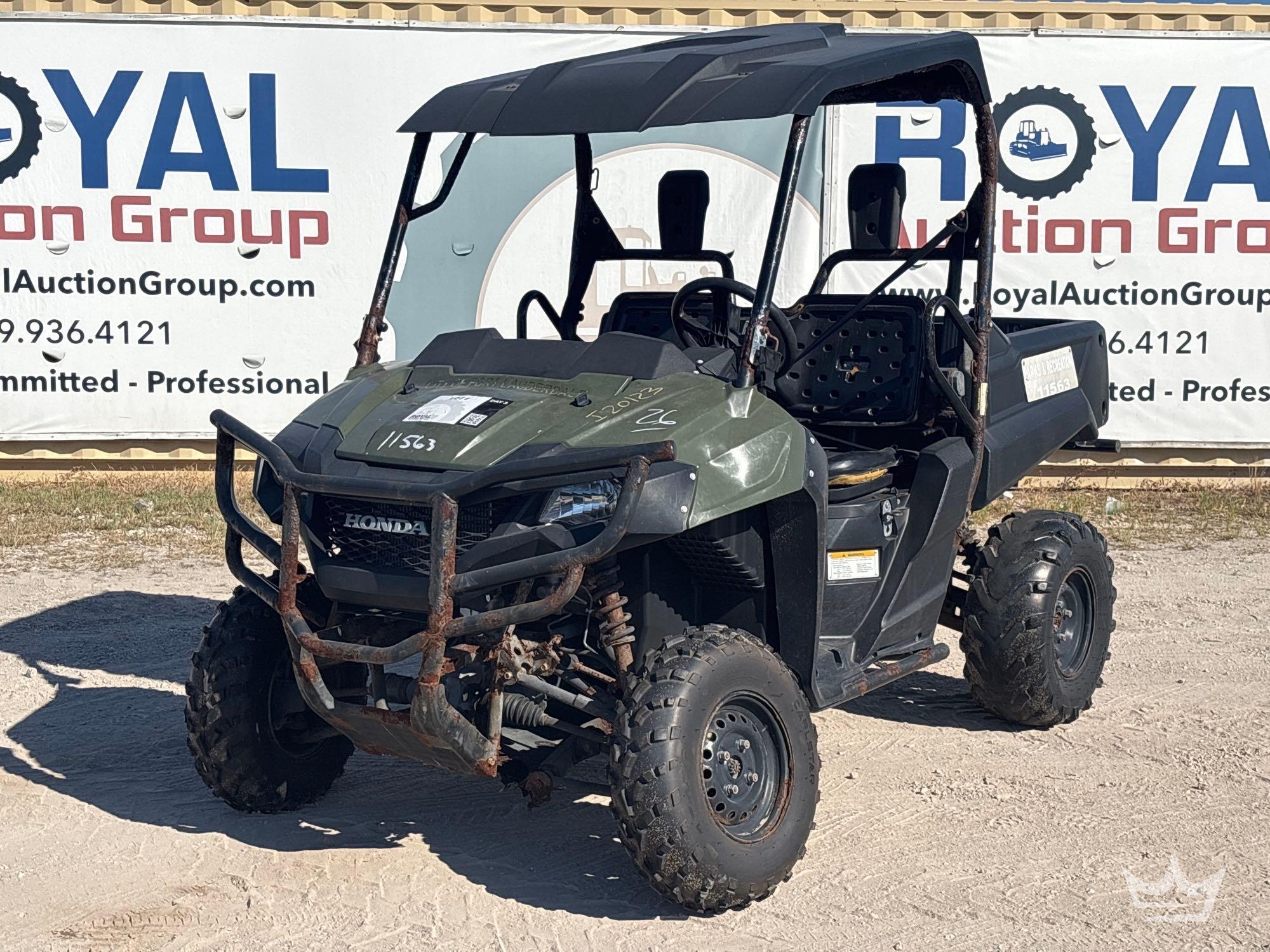 2021 Honda Pioneer 4x4 Utility Cart (A56859)