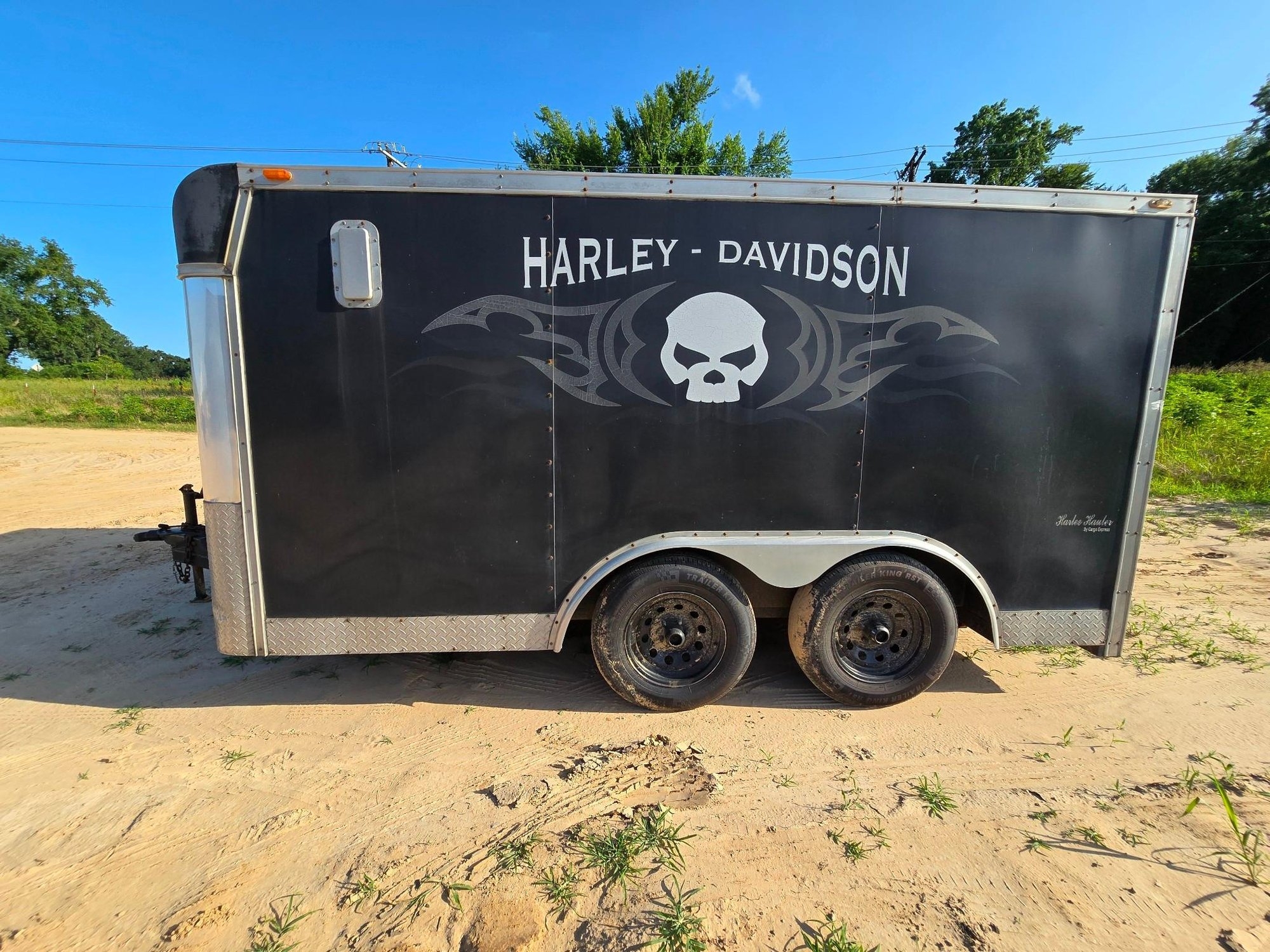 J and L Cargo Express Shadowmaster Enclosed Trailer (A55301)