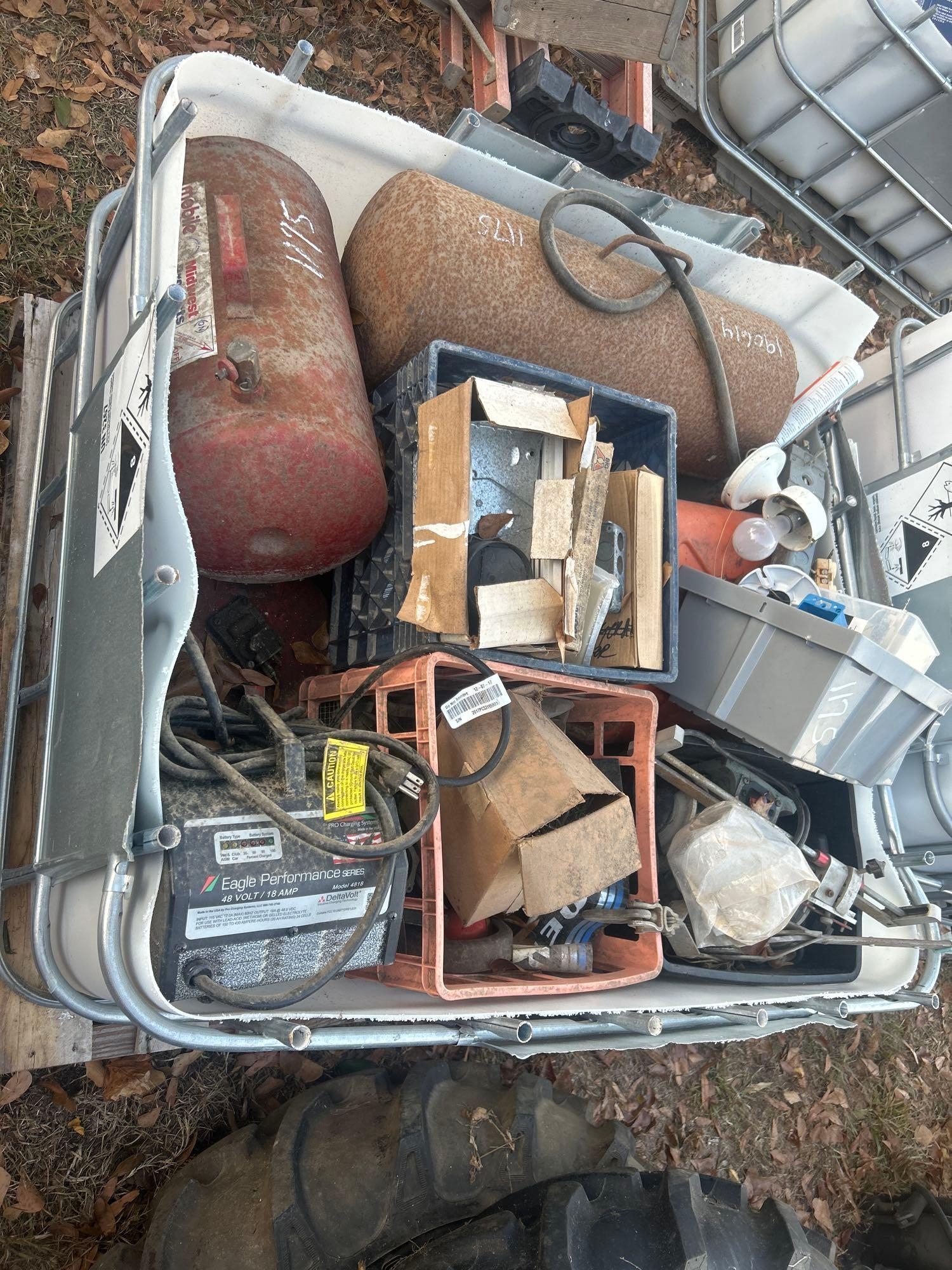 PALLET TOTE OF MISC PARTS (A58374)