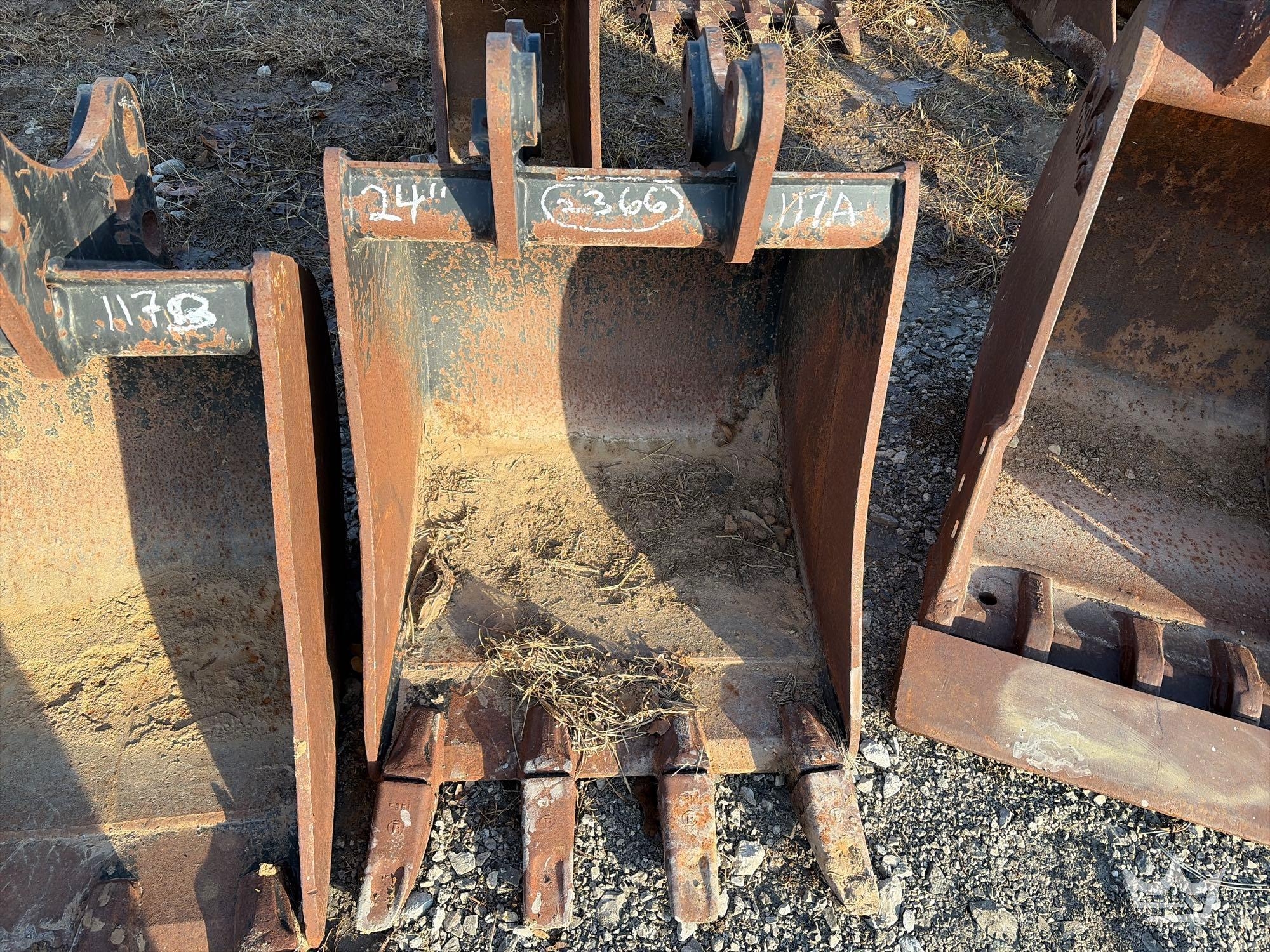 24in. Terex Tooth Excavator Bucket (A60352)