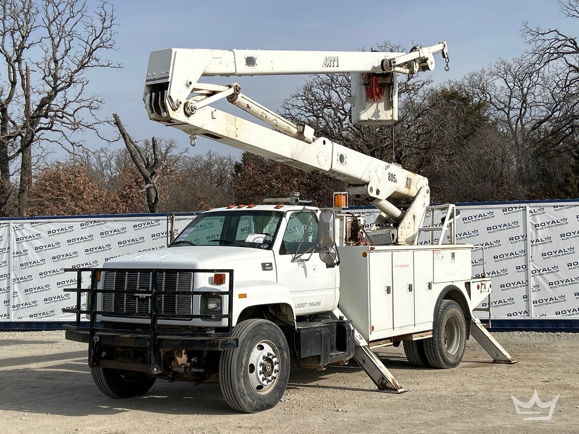 2002 Chevrolet C7500 MTI 805B-47 47ft Bucket Truck (A64194)