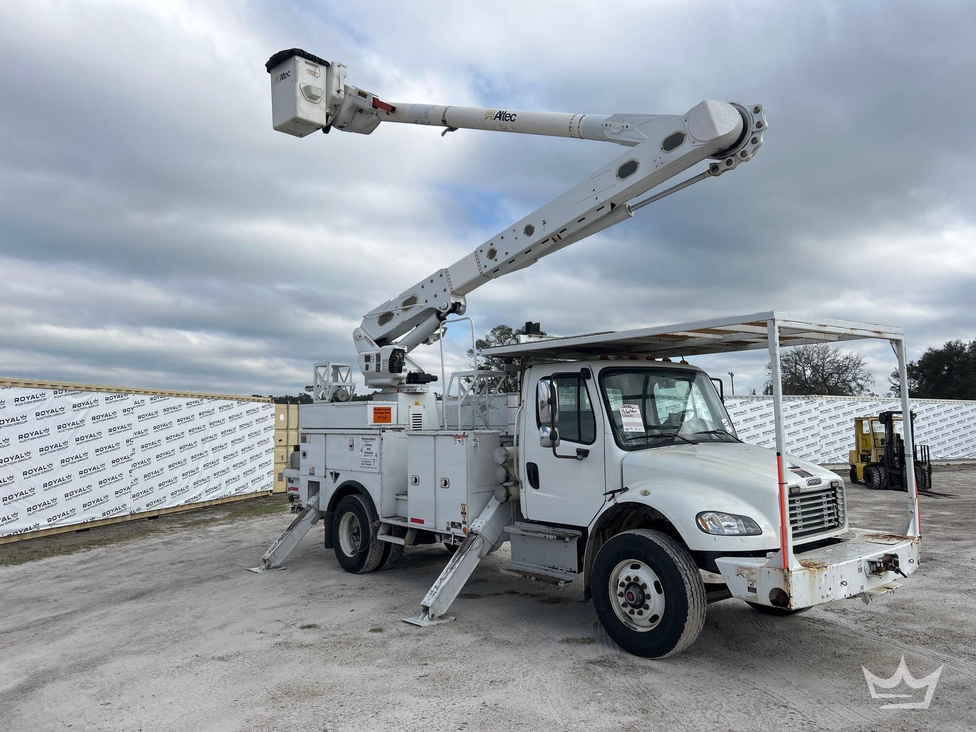 2016 Freightliner M2 106 Altec AM50 50ft. Bucket Truck (A59230)