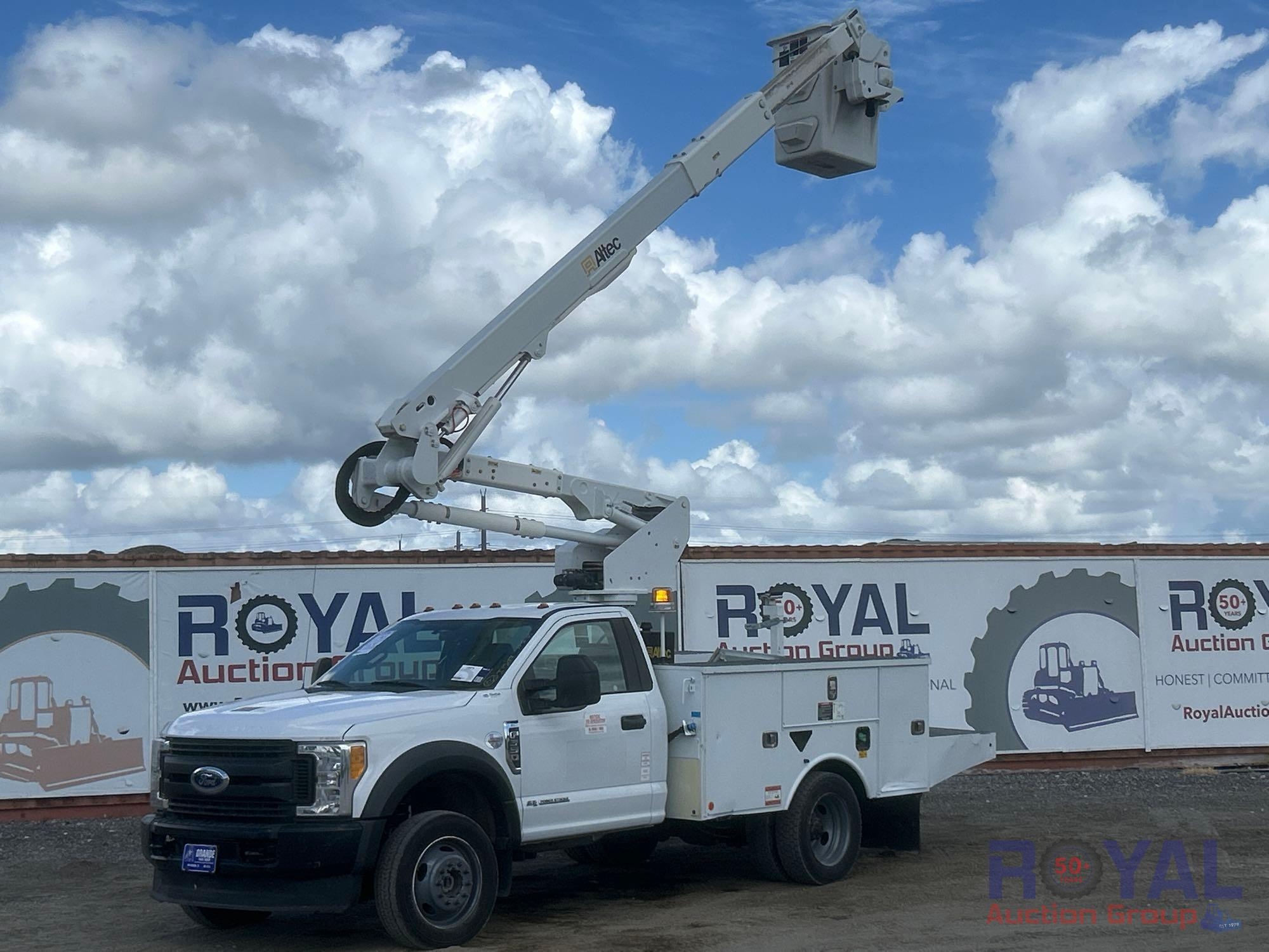 2019 Ford F-550 4x4 Altec AT40G 40ft Bucket Truck (A55788)
