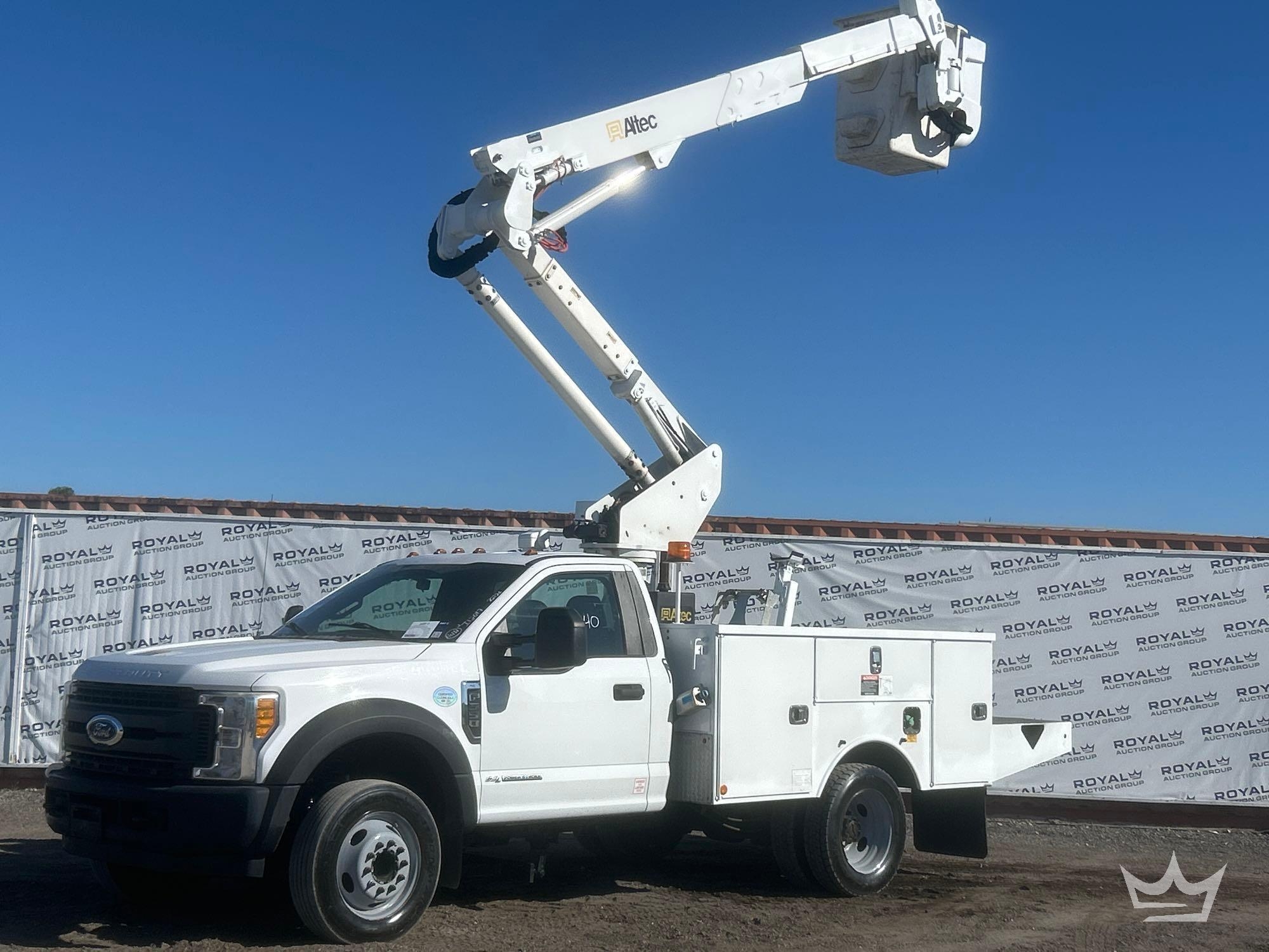 2017 Ford F-550 Altec AT37G 37ft. Insulated Bucket Truck (A64556)