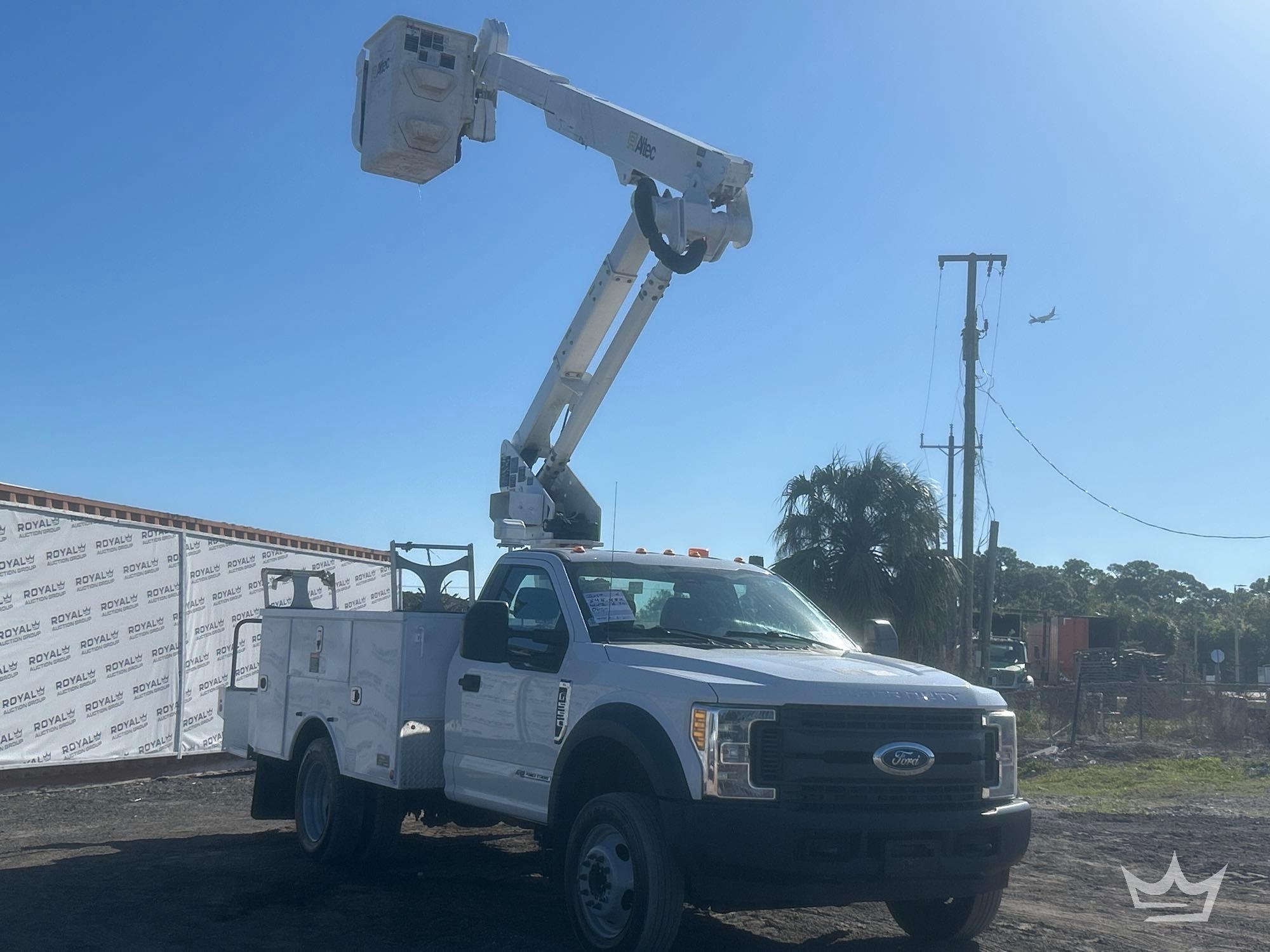 2017 Ford F-550 Altec AT37G 37ft. Insulated Bucket Truck (A64556)