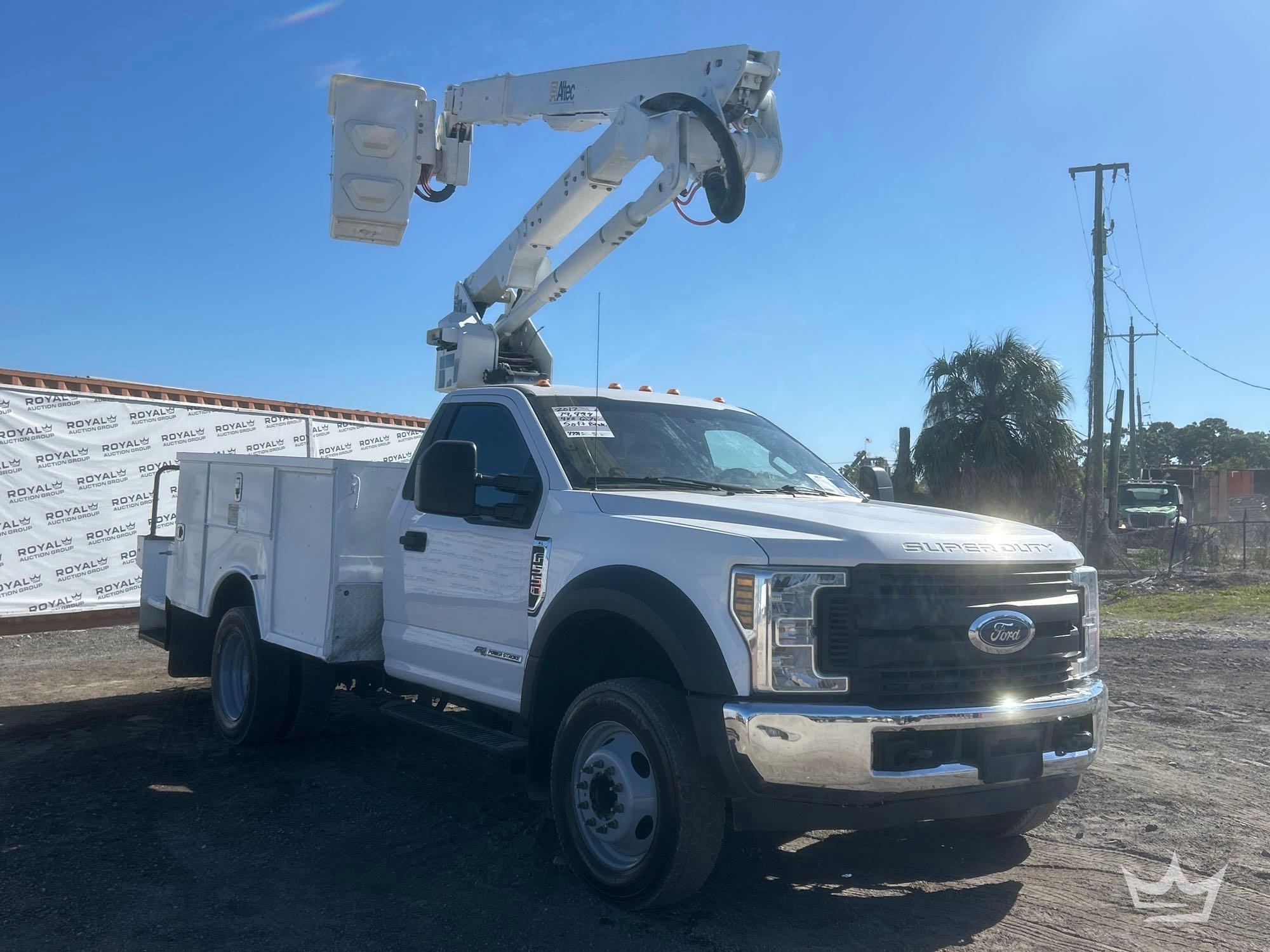 2017 Ford F-550 Altec AT40G 40ft. Insulated Bucket Truck (A64556)